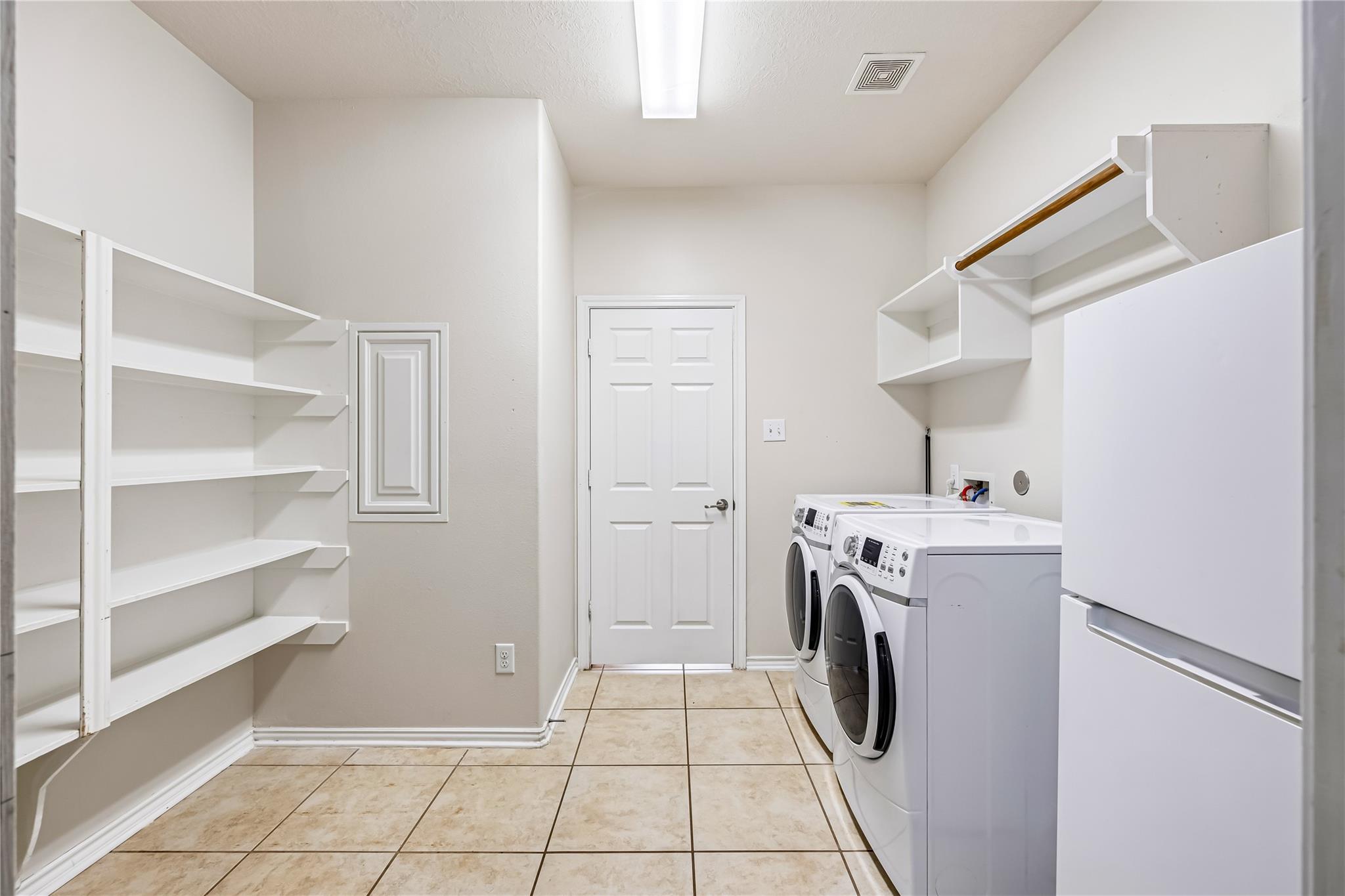 3643 Avalon Spring Lane Property Photo 16