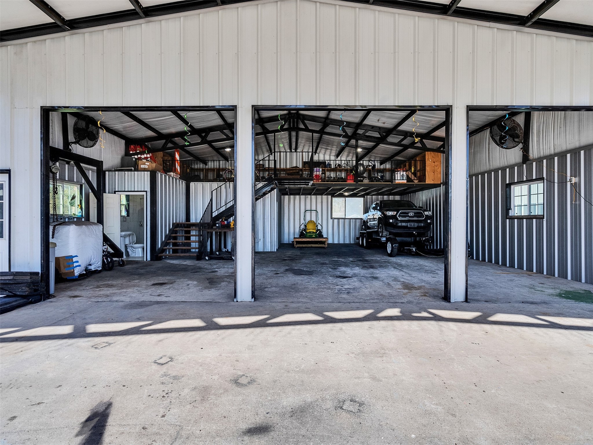 16799 Live Oak Square Drive Property Photo 41