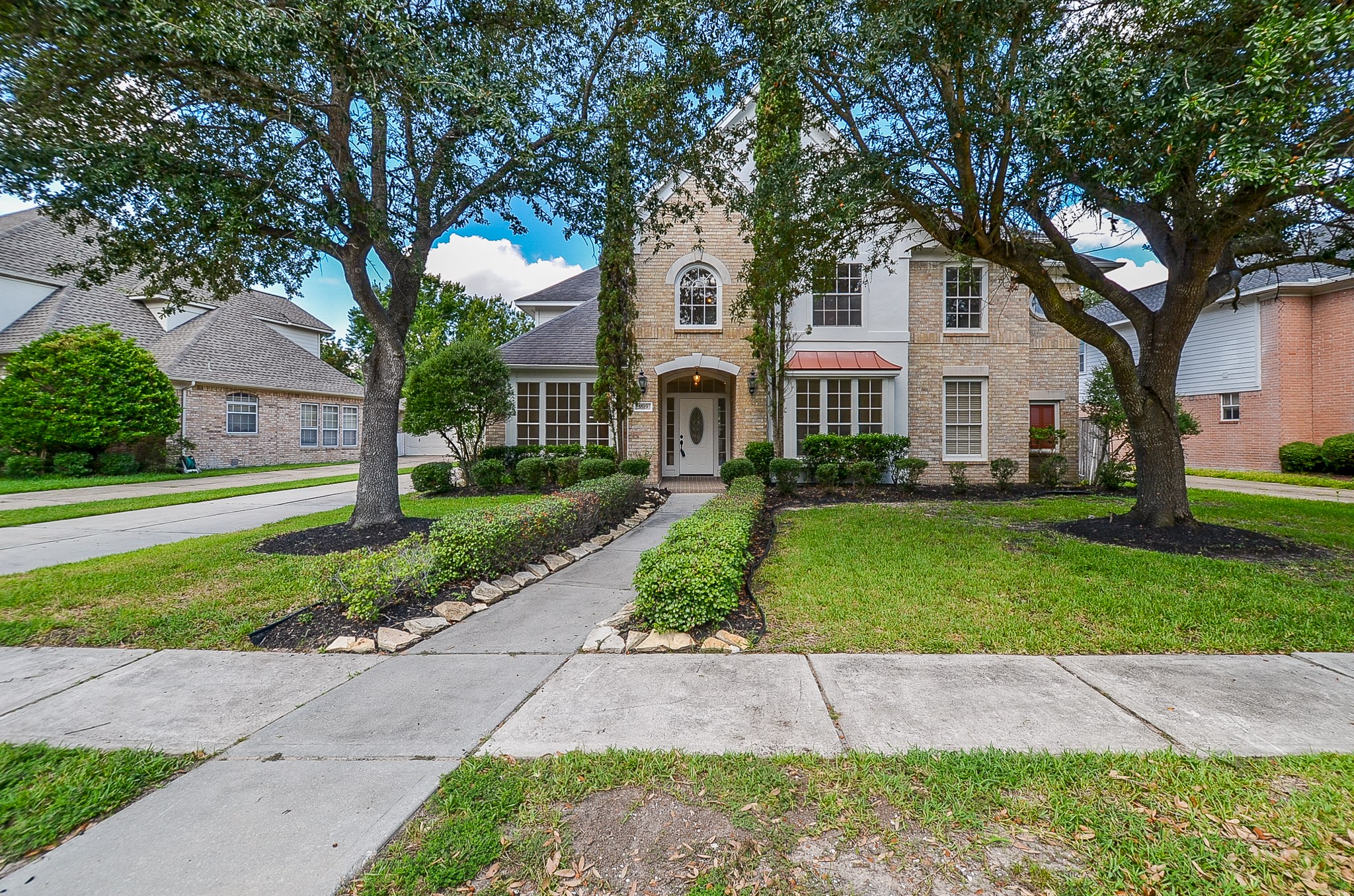 5519 Evening Shore Drive Property Photo 4