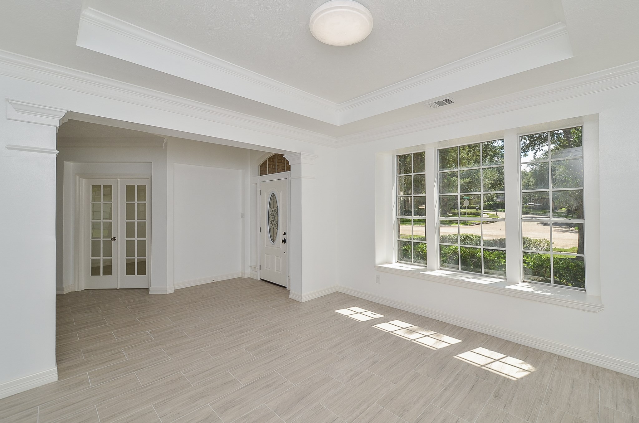 5519 Evening Shore Drive Property Photo 9