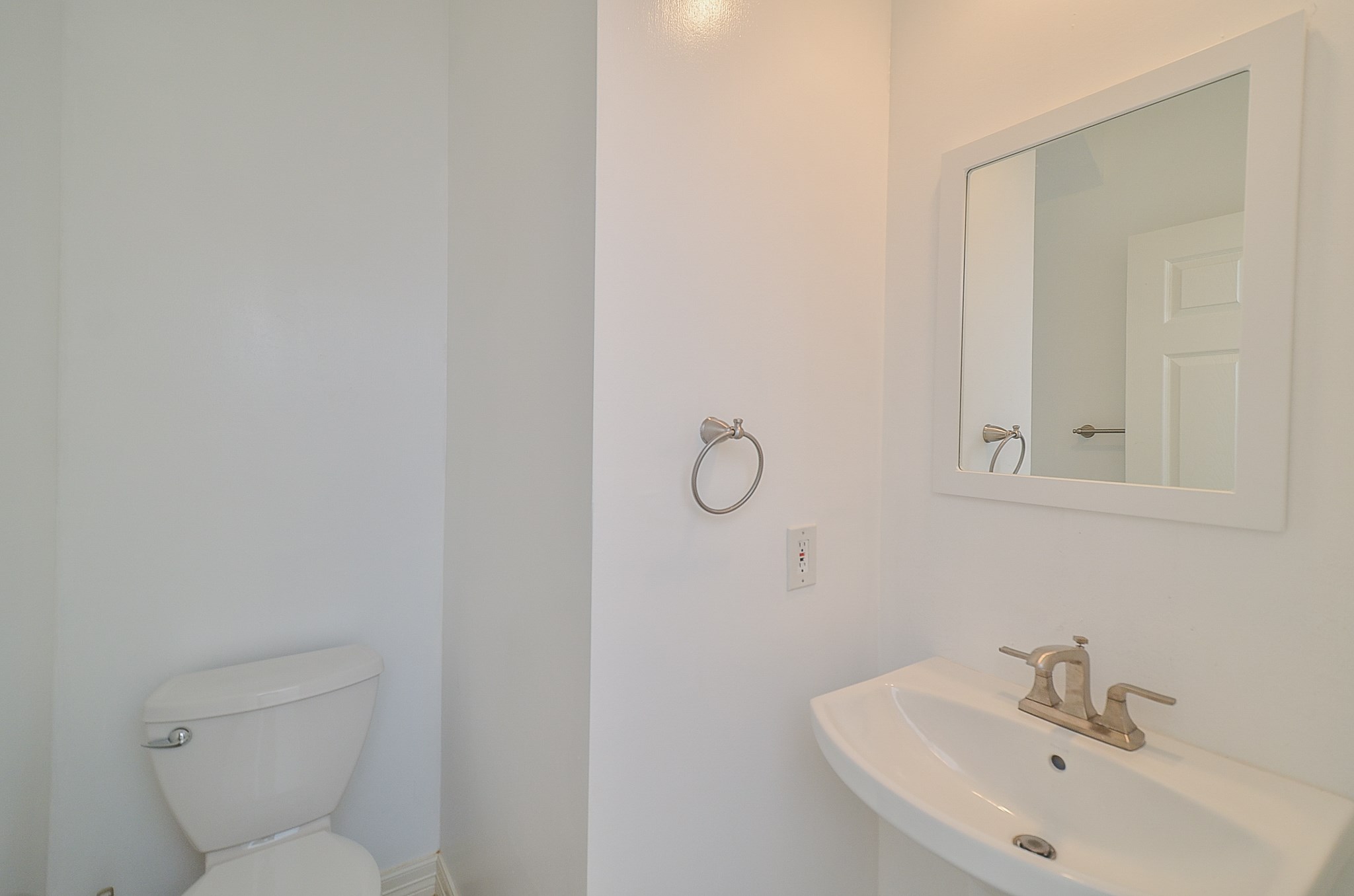 5519 Evening Shore Drive Property Photo 12