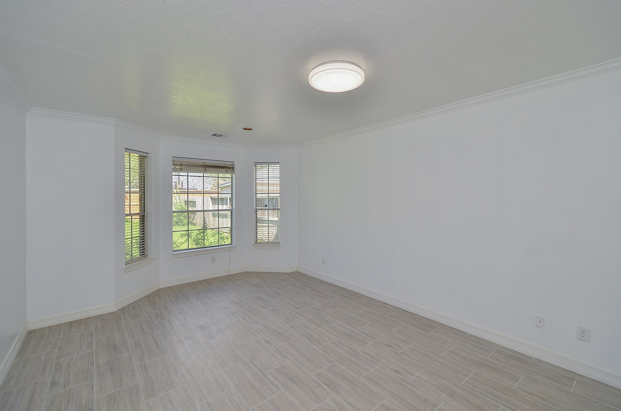 5519 Evening Shore Drive Property Photo 22