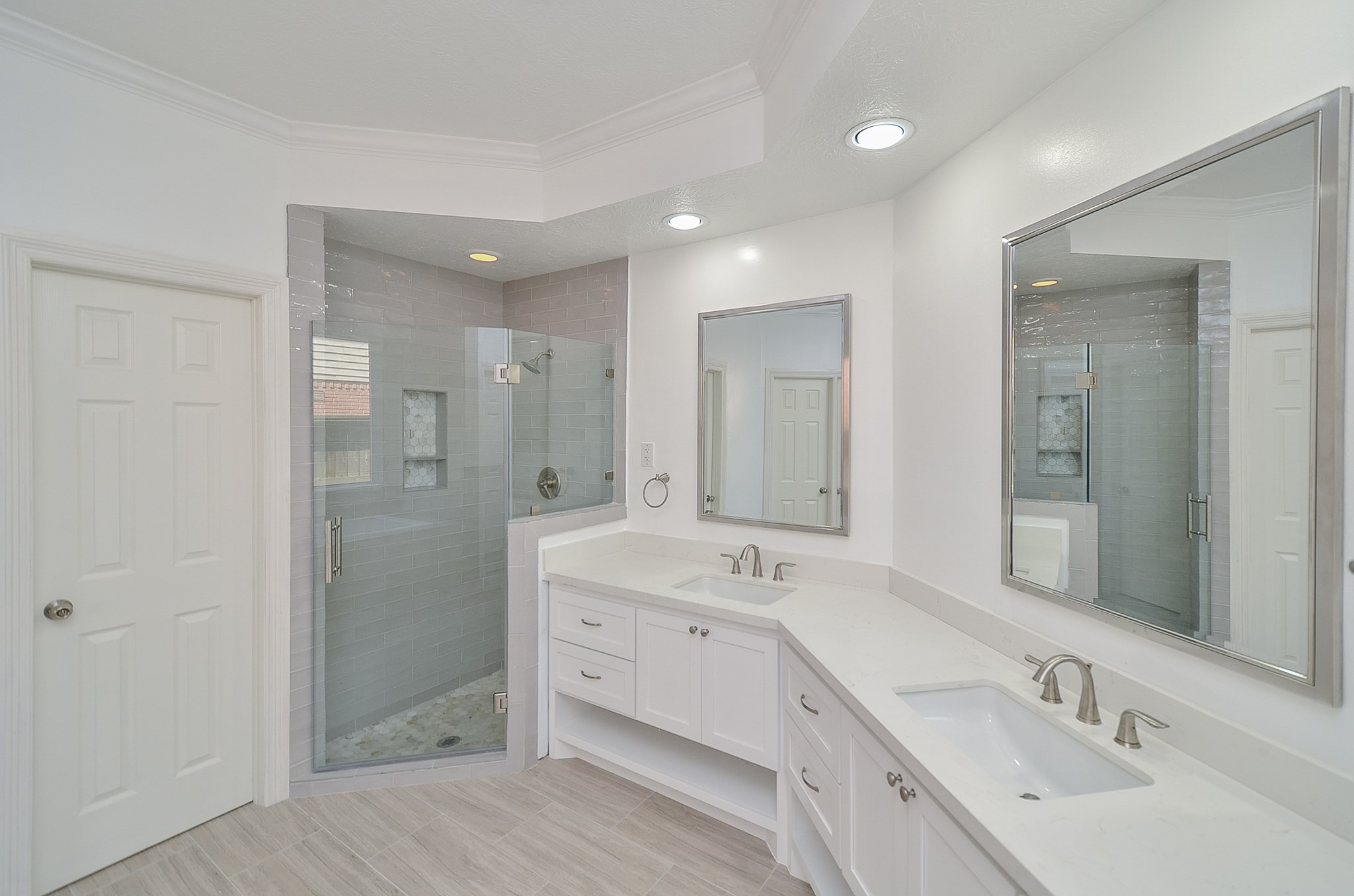 5519 Evening Shore Drive Property Photo 24