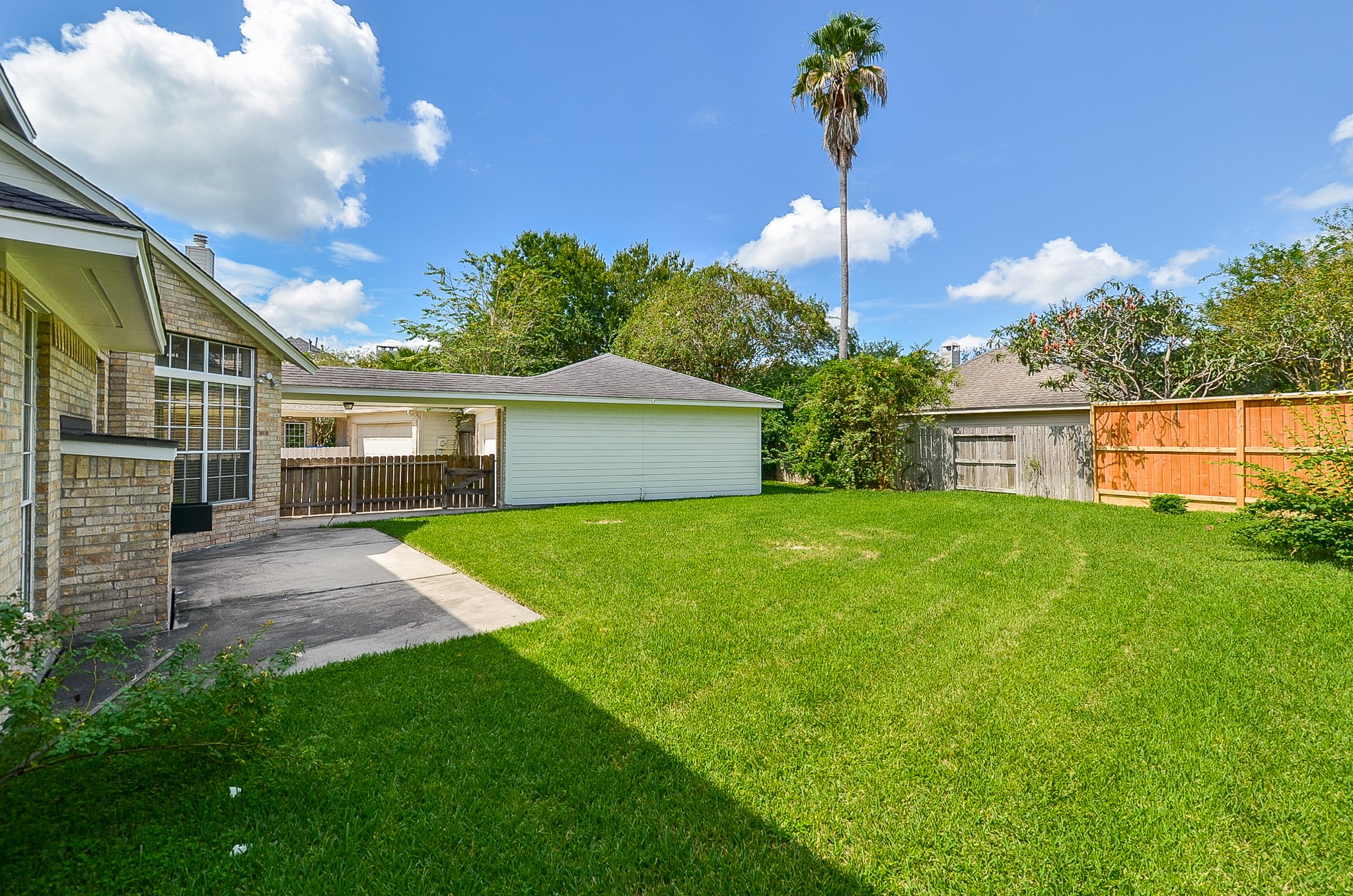 5519 Evening Shore Drive Property Photo 35