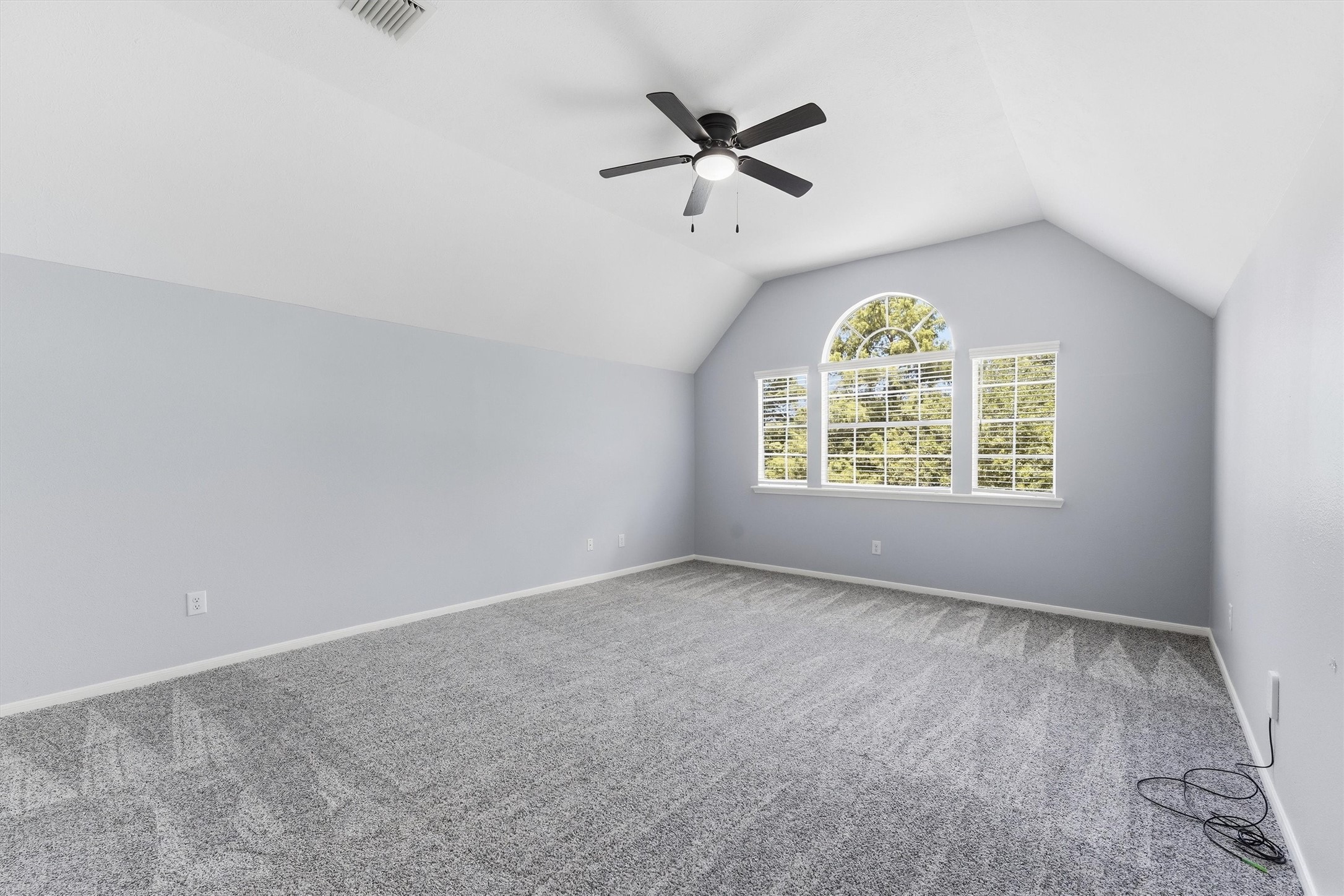 3319 Vista Lake Drive Property Photo 13