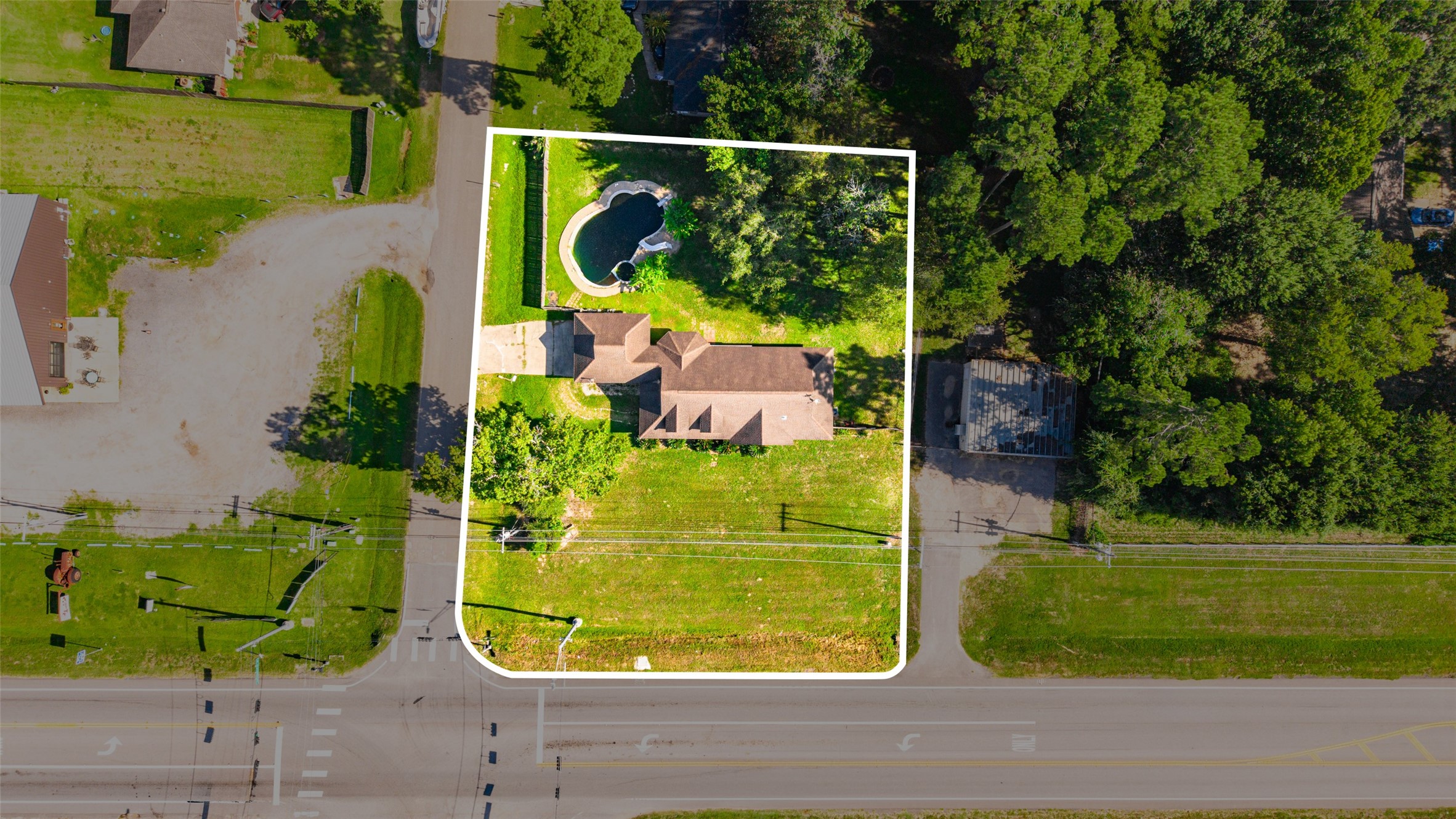 8874 Spring Woods Drive Property Photo 1