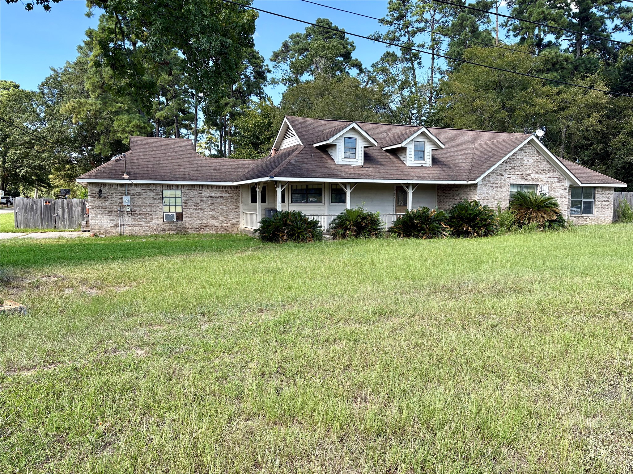 8874 Spring Woods Drive Property Photo 4