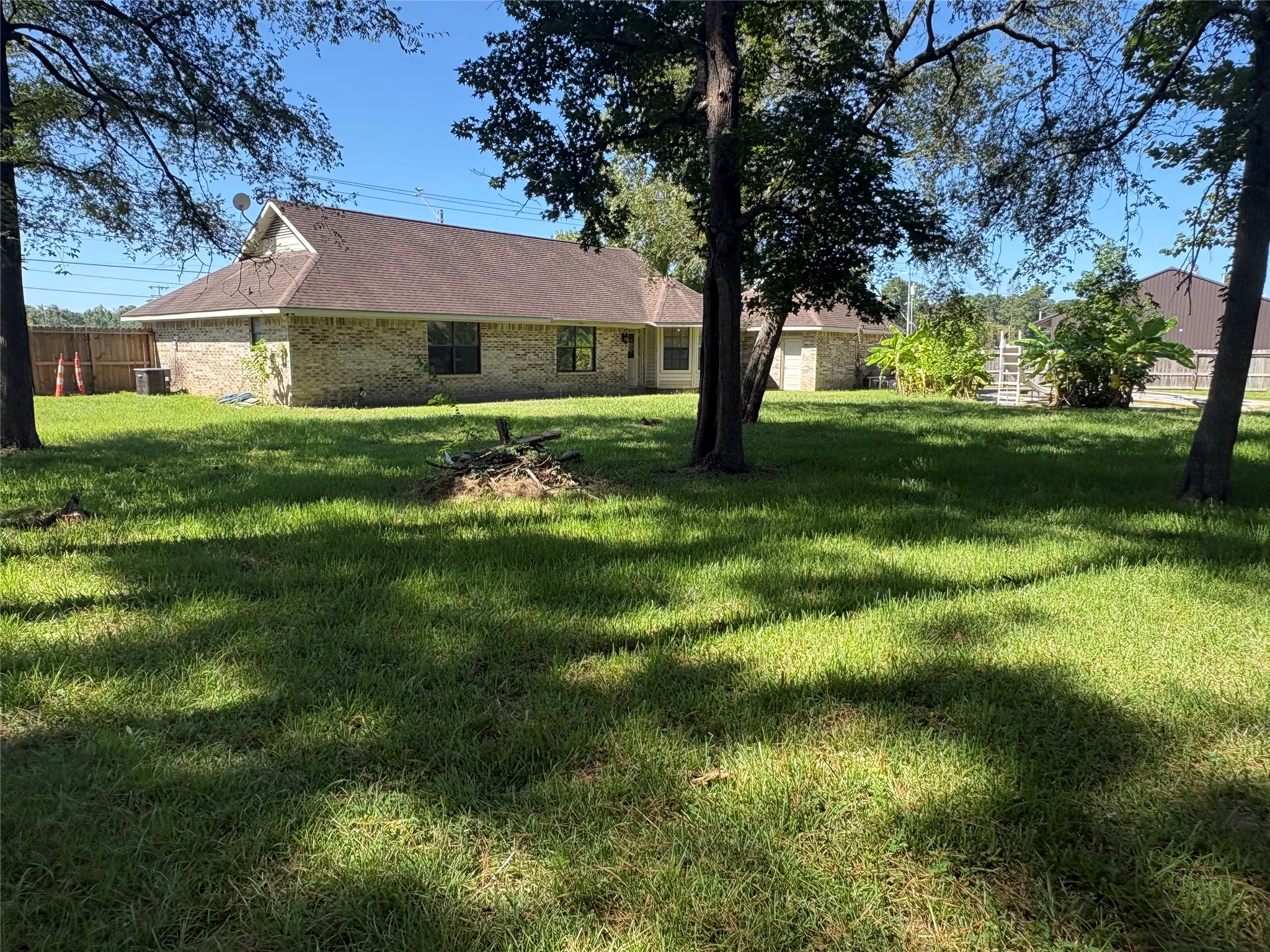 8874 Spring Woods Drive Property Photo 5