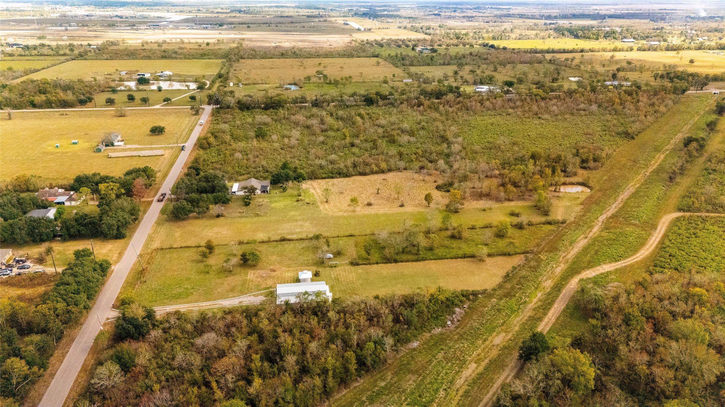 1824 County Road 382 Property Photo 3