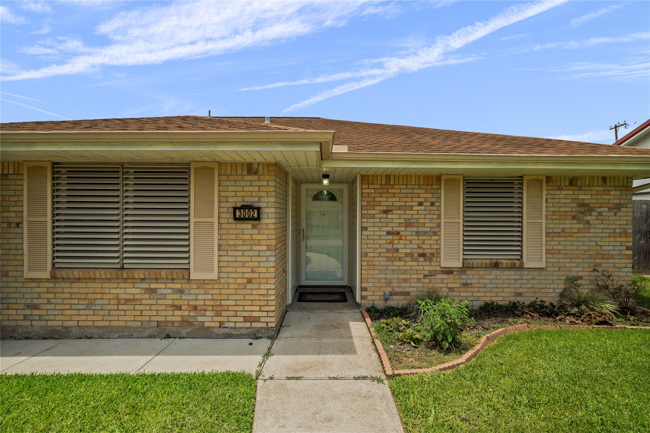3002 Somerset Avenue Property Photo
