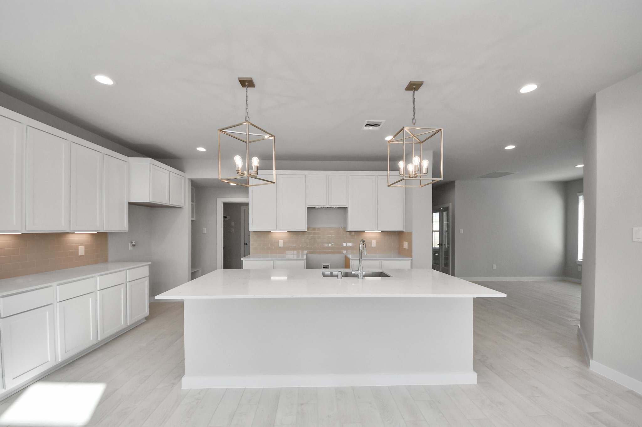 18611 Serapis Street Property Photo 9