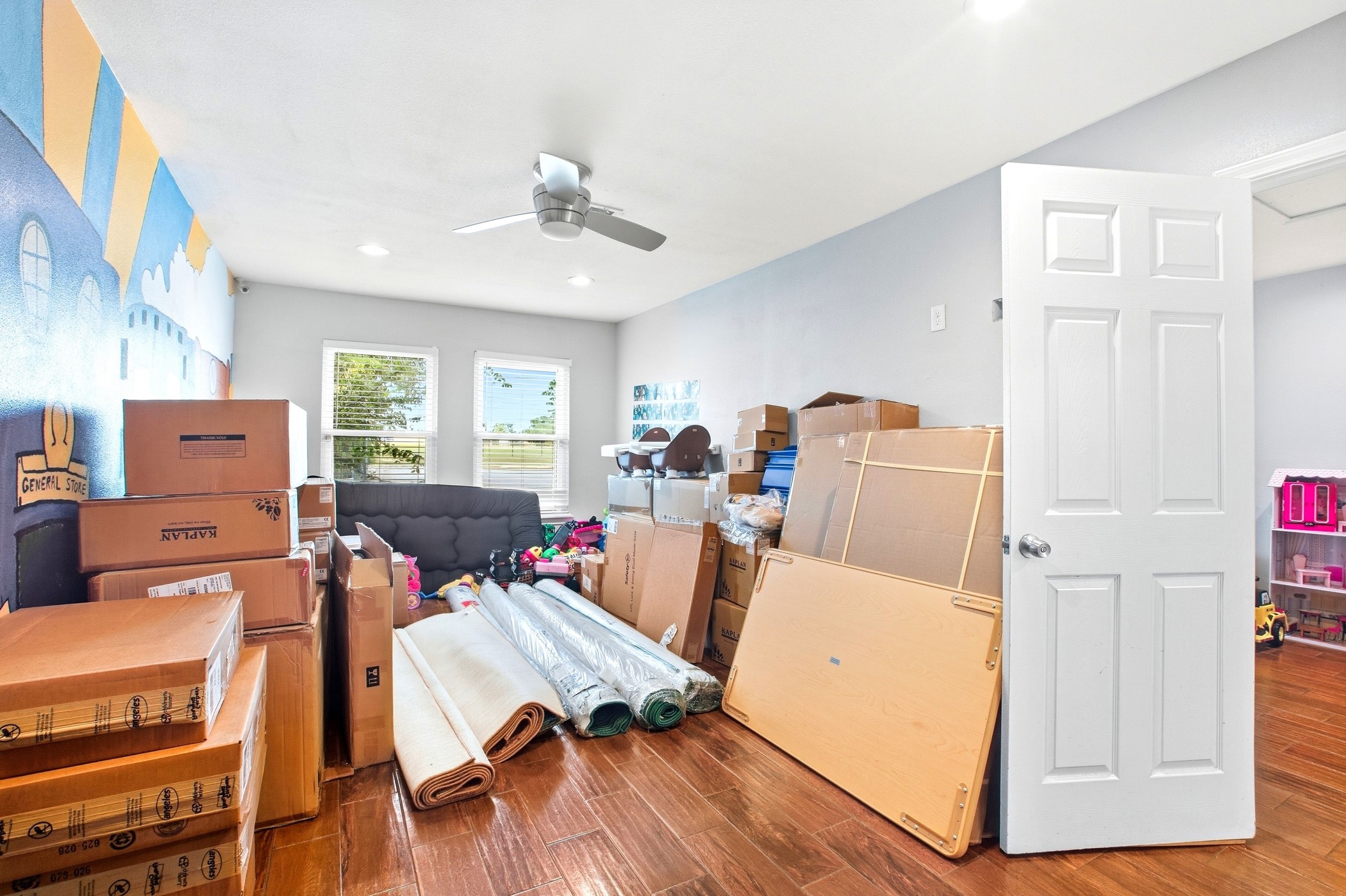 5302 Treaschwig Road Property Photo 9