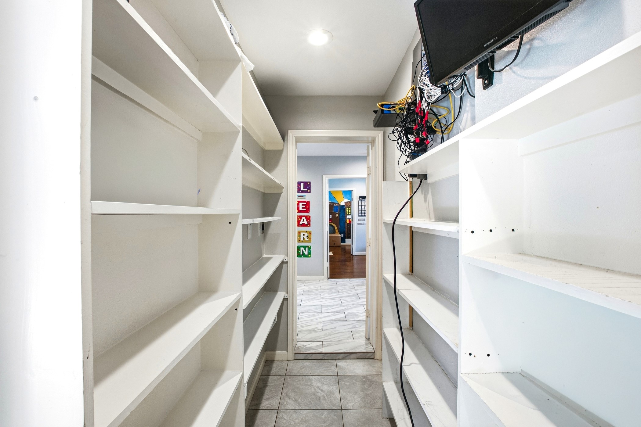 5302 Treaschwig Road Property Photo 27