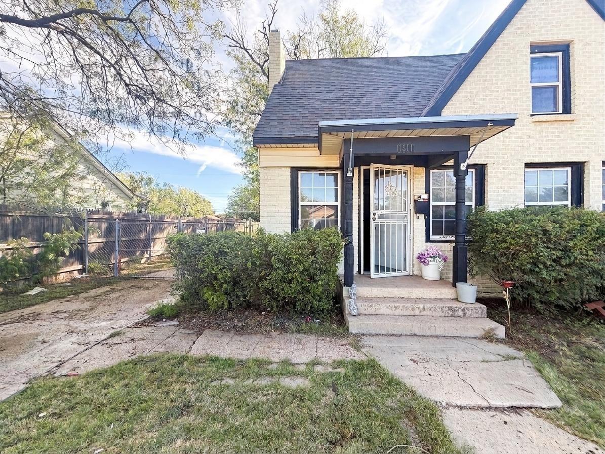 1311 S Western Street Property Photo 5