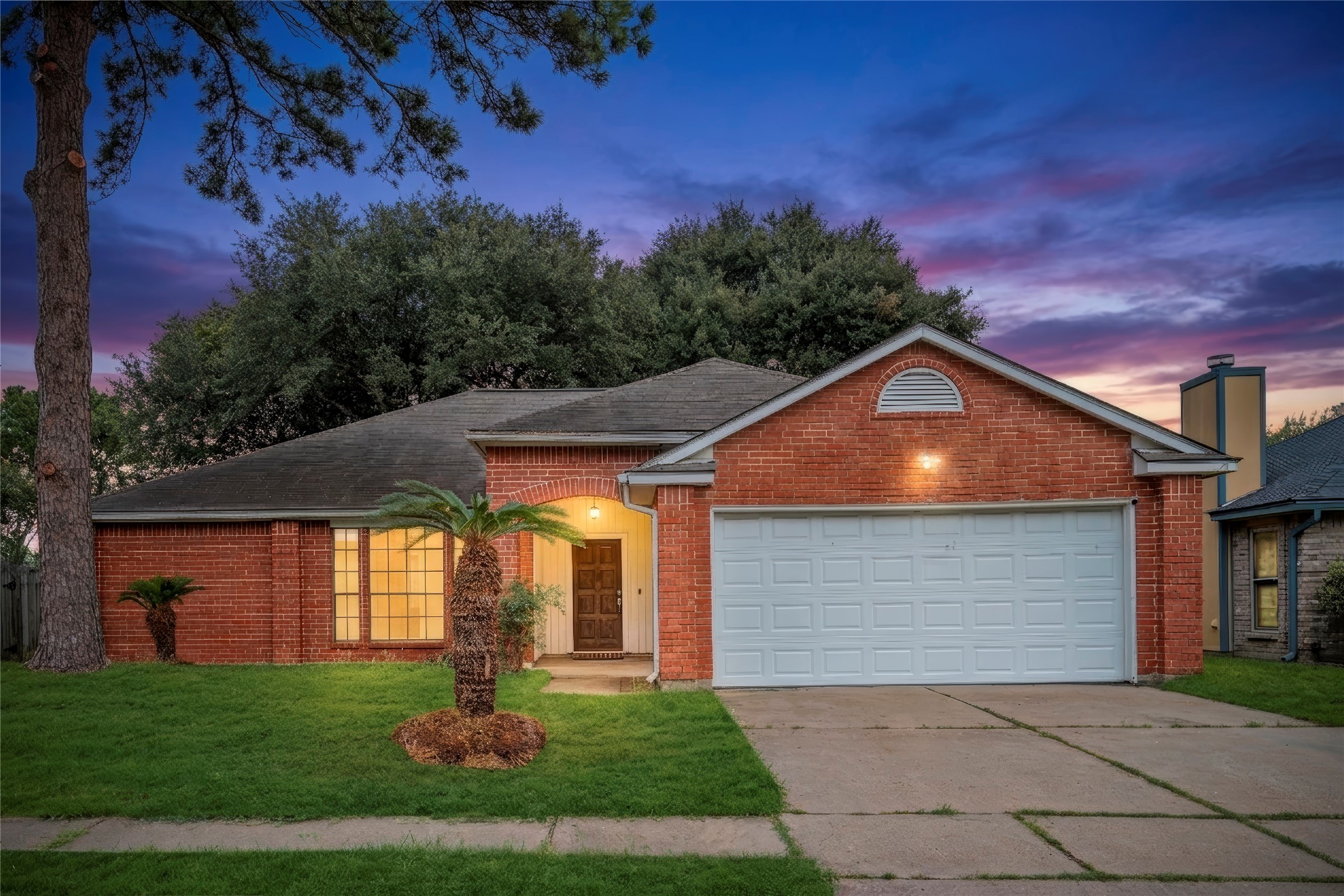 22514 Round Valley Drive Property Photo 1