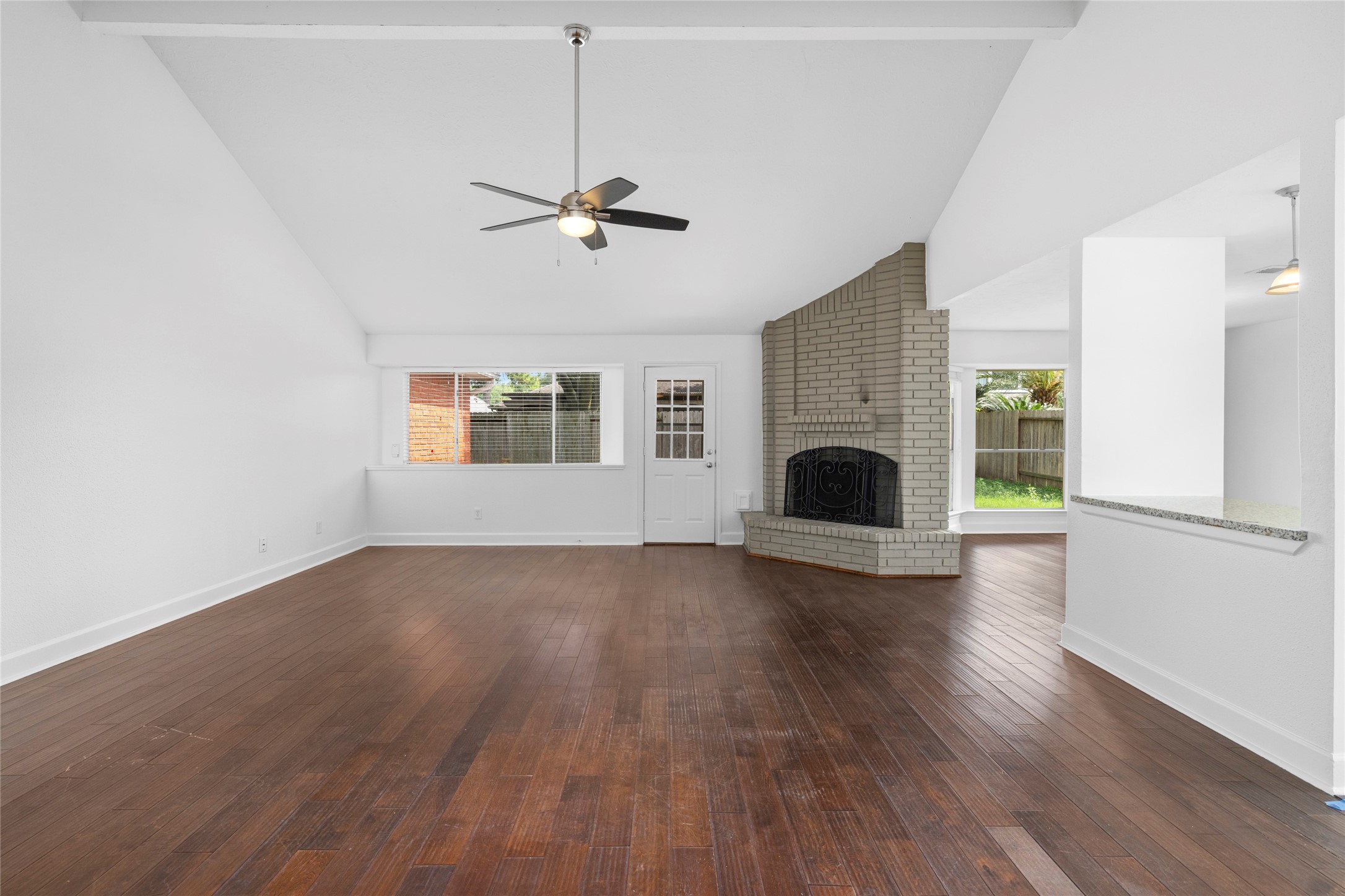 22514 Round Valley Drive Property Photo 6