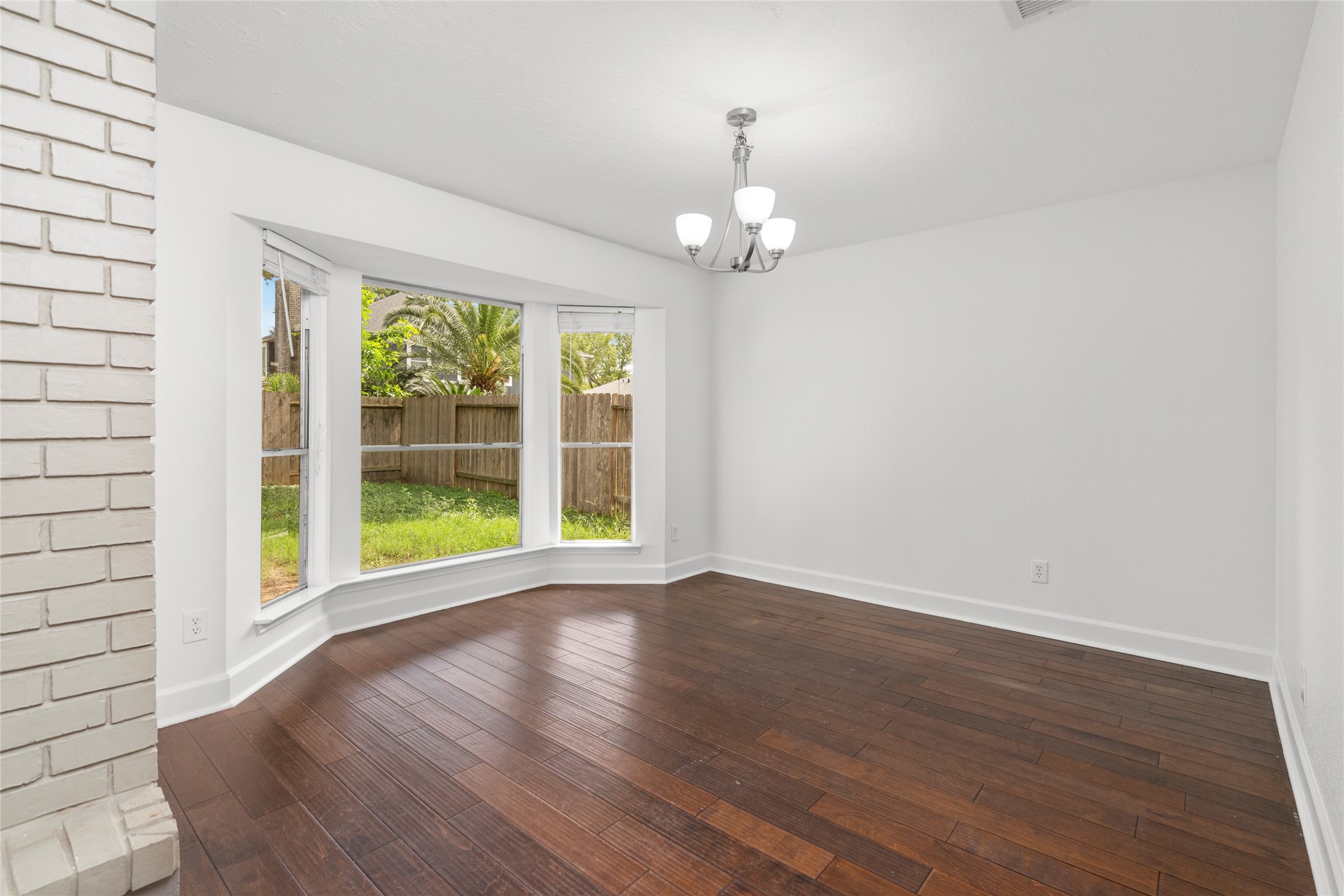 22514 Round Valley Drive Property Photo 14