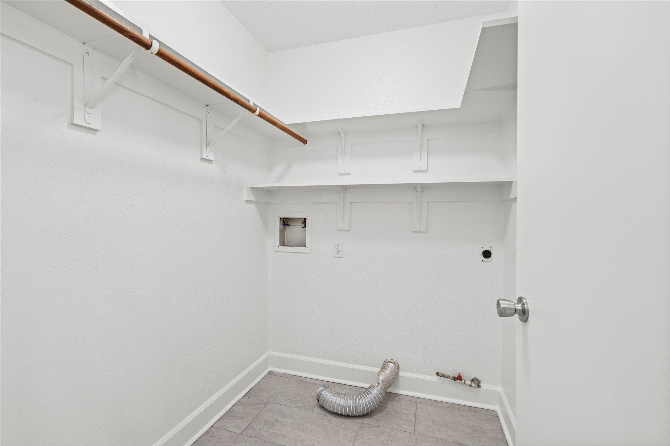22514 Round Valley Drive Property Photo 21
