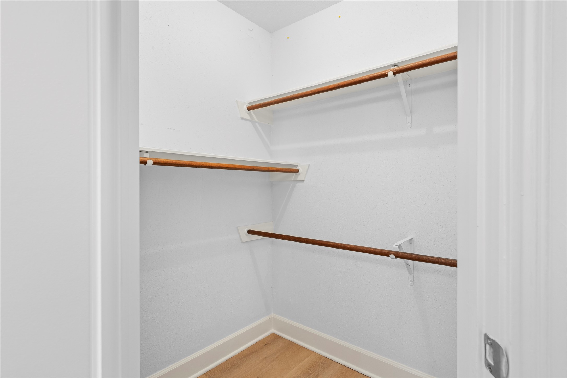 22514 Round Valley Drive Property Photo 33