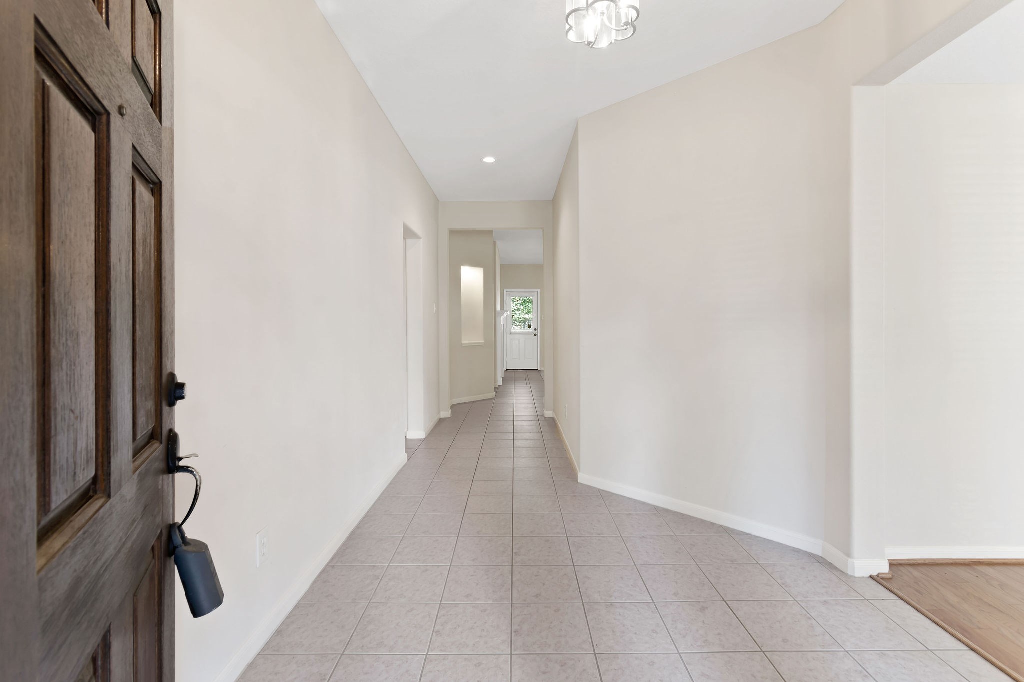 14 N Queenscliff Circle Property Photo 2