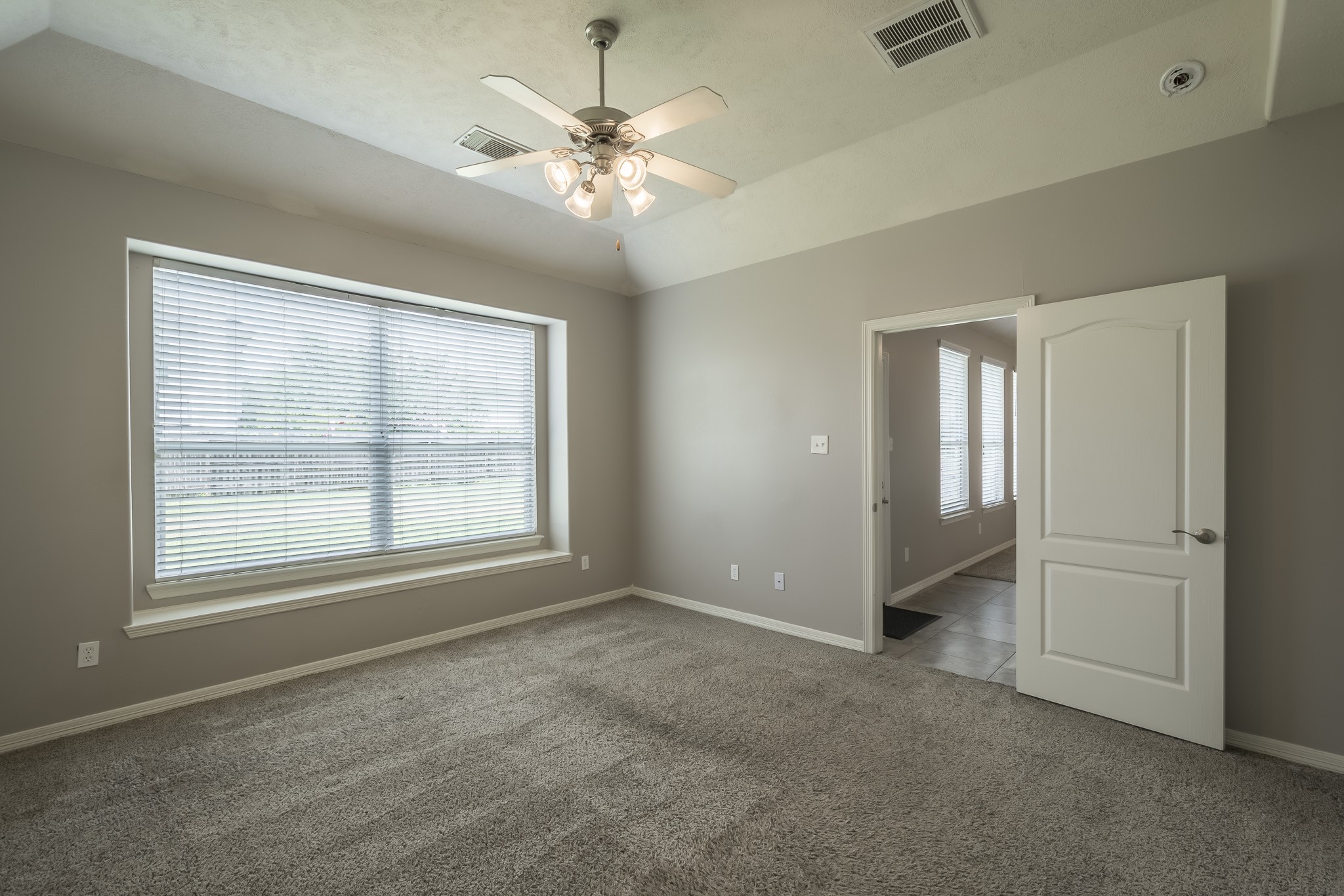 21902 Silverfield Park Lane Property Photo 11