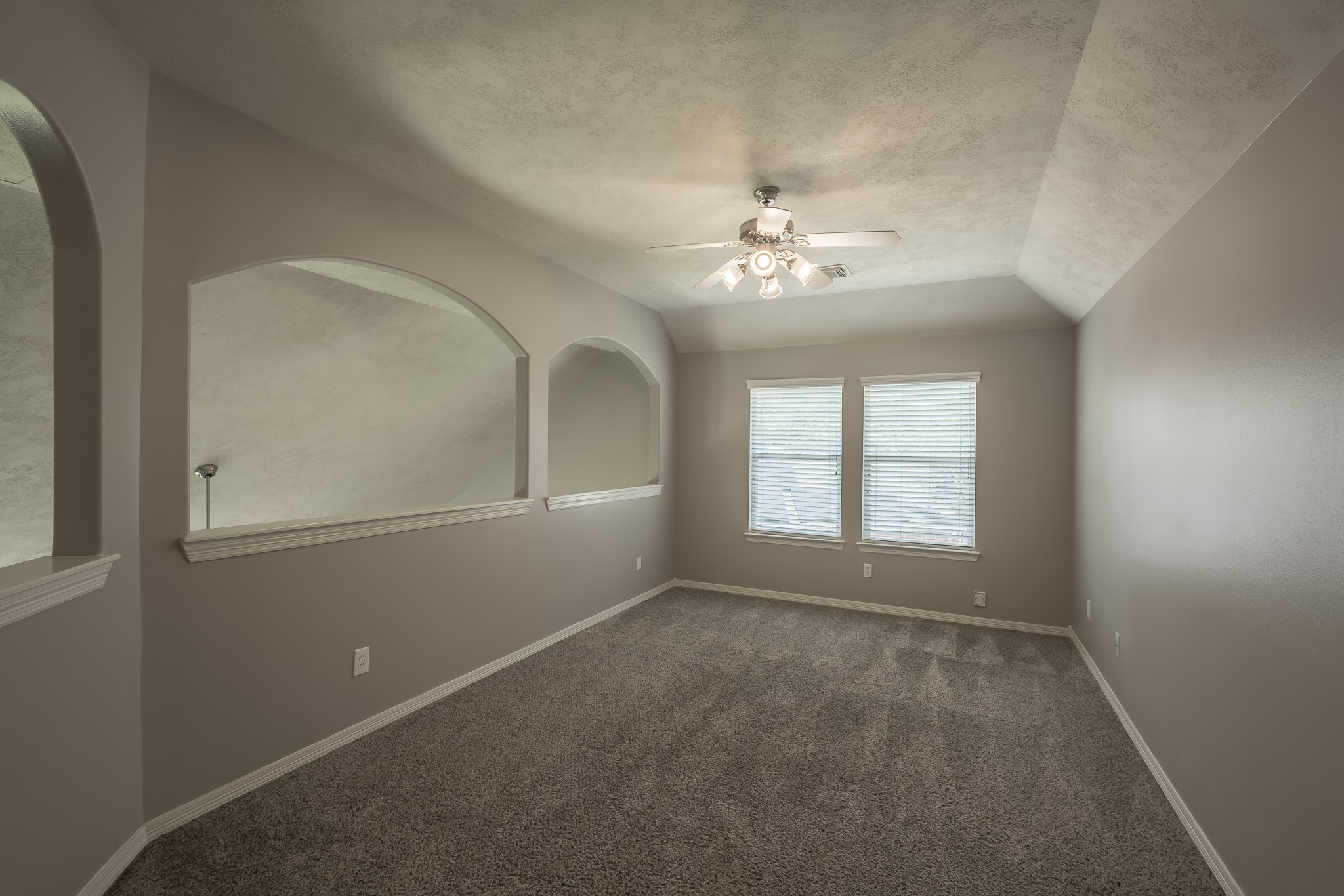 21902 Silverfield Park Lane Property Photo 13