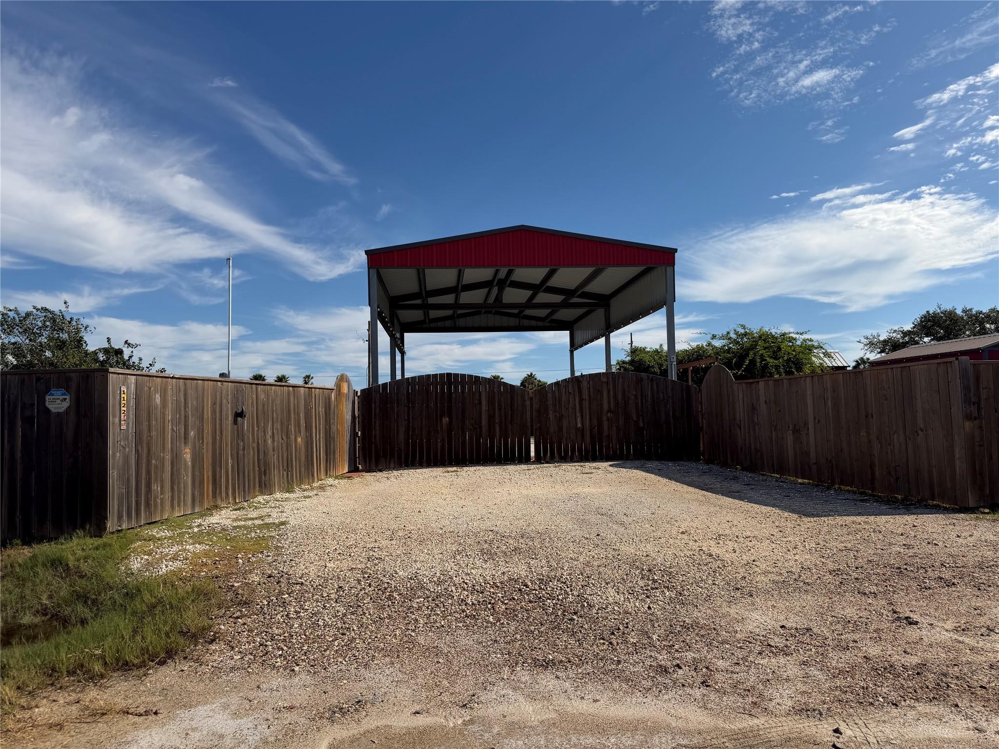 1122 N Tinkle Lane Property Photo 33