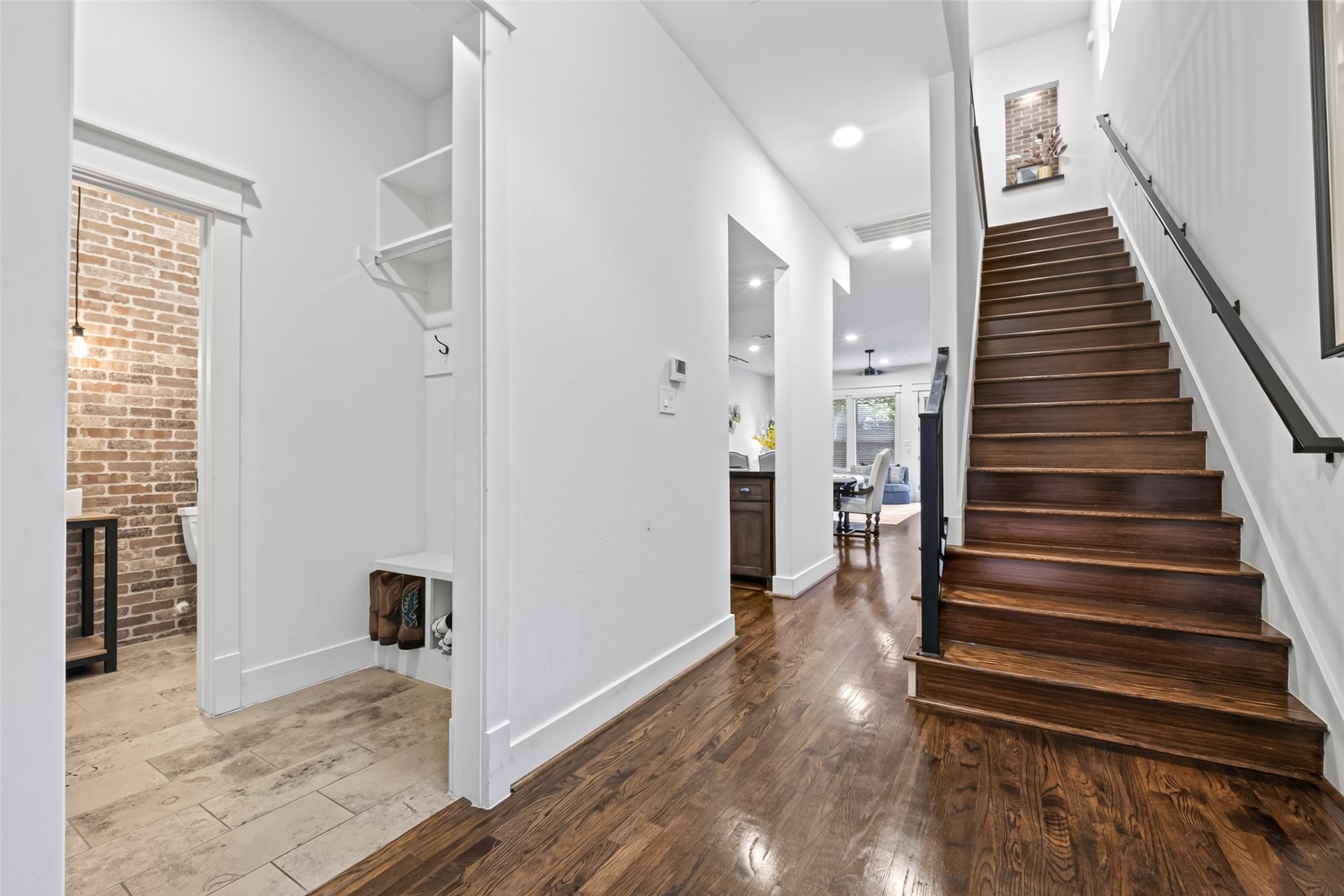 2019 Mcduffie Street Property Photo 6