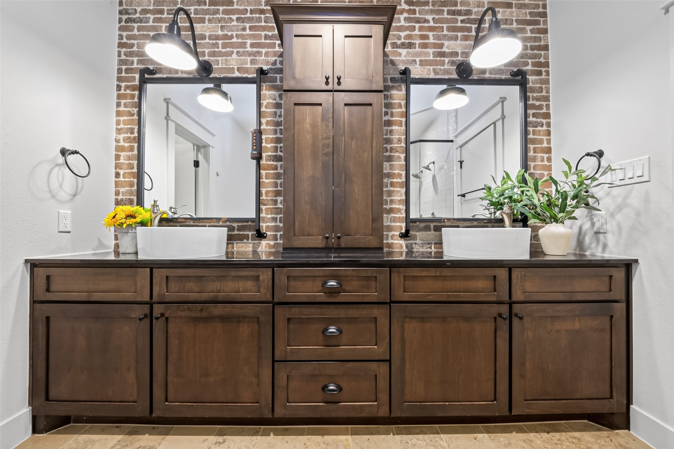 2019 Mcduffie Street Property Photo 25