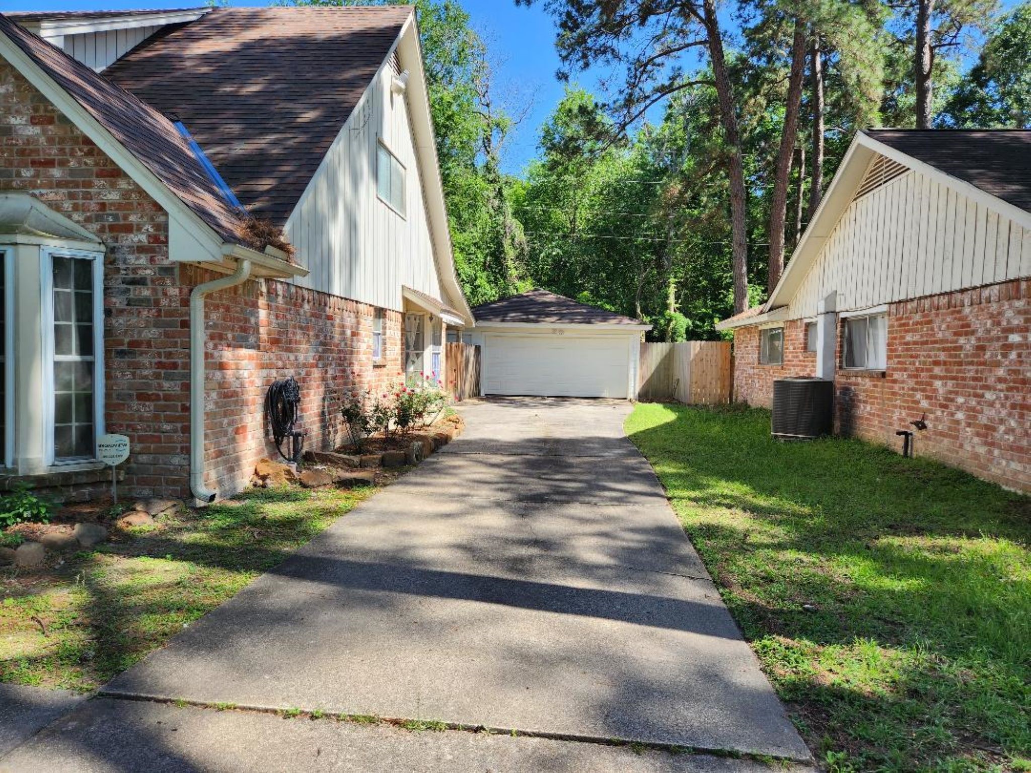 2322 Deer Valley Drive Property Photo 5