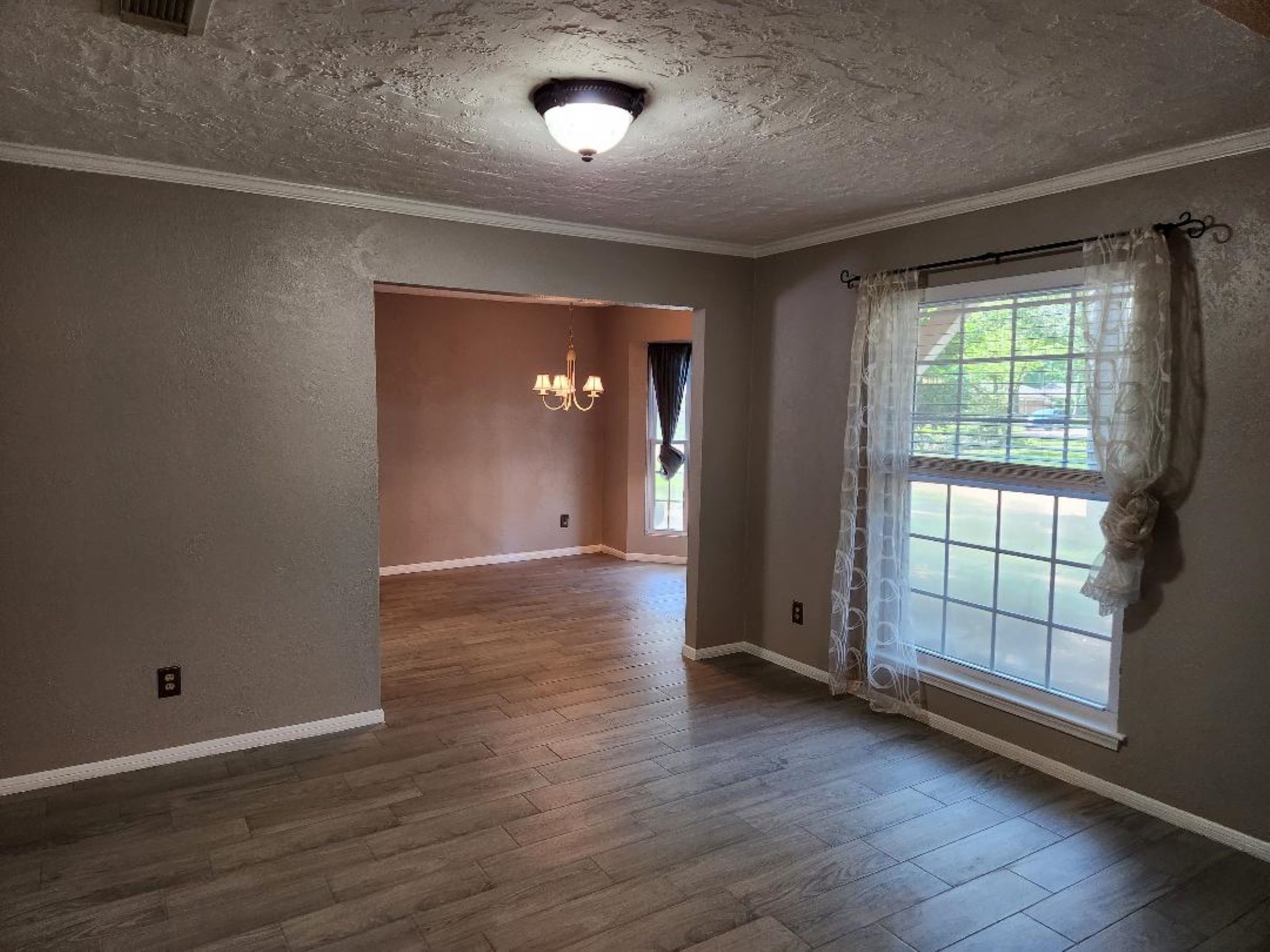 2322 Deer Valley Drive Property Photo 10