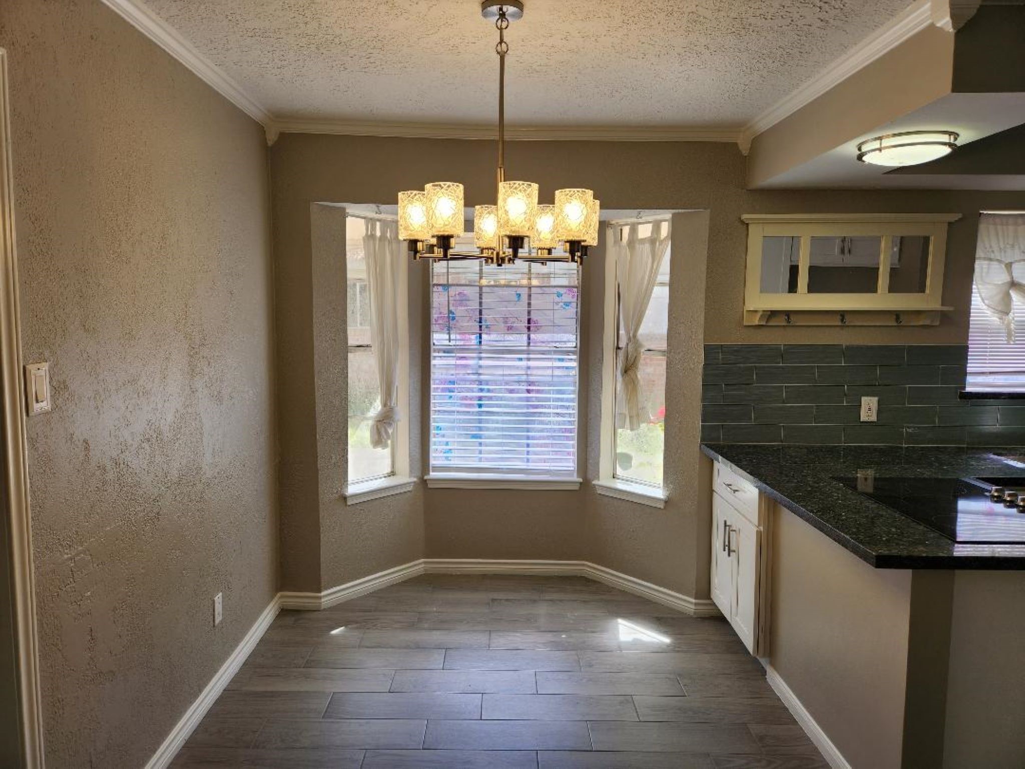 2322 Deer Valley Drive Property Photo 14
