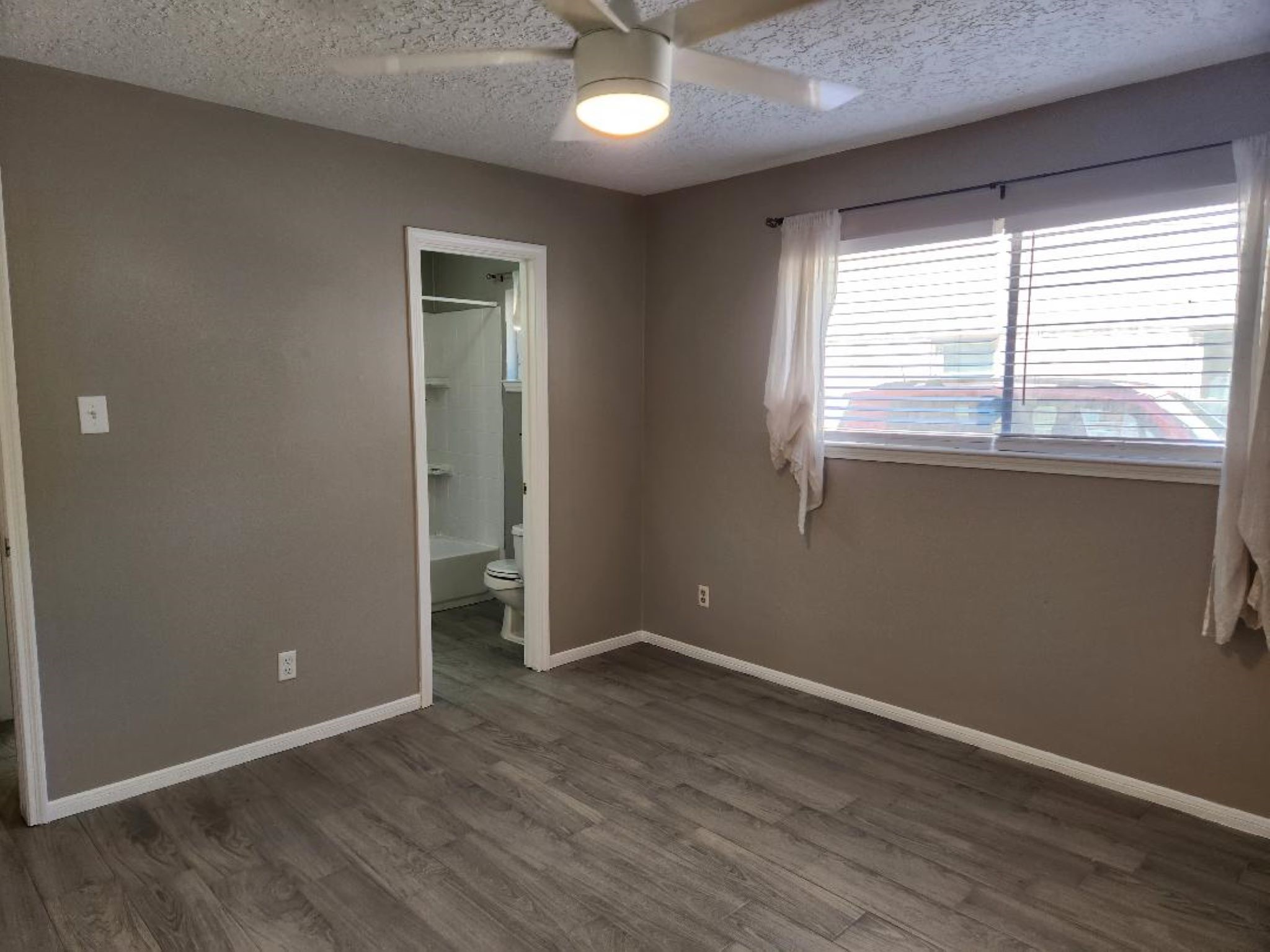 2322 Deer Valley Drive Property Photo 22