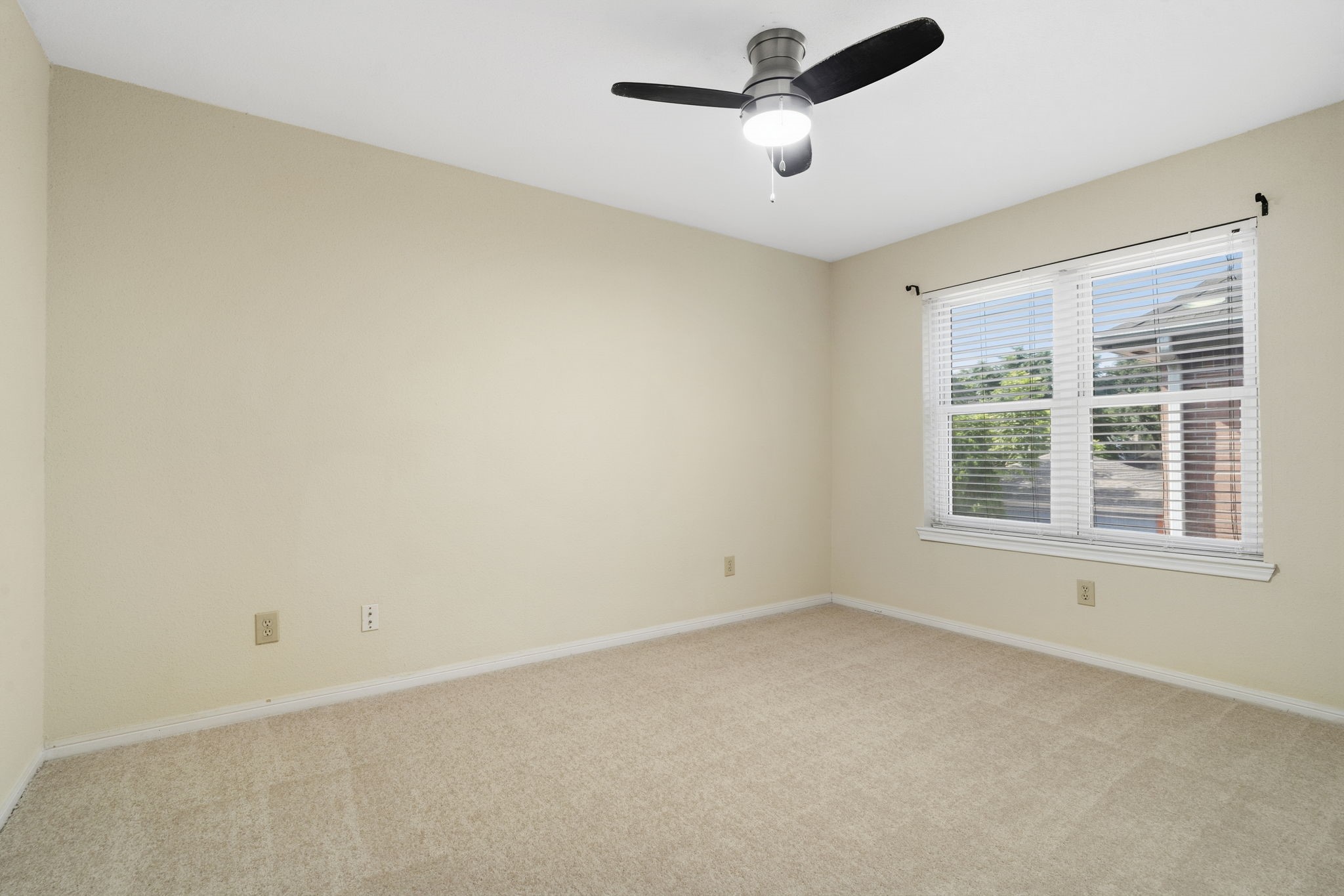 2915 Cane Field Drive Property Photo 28