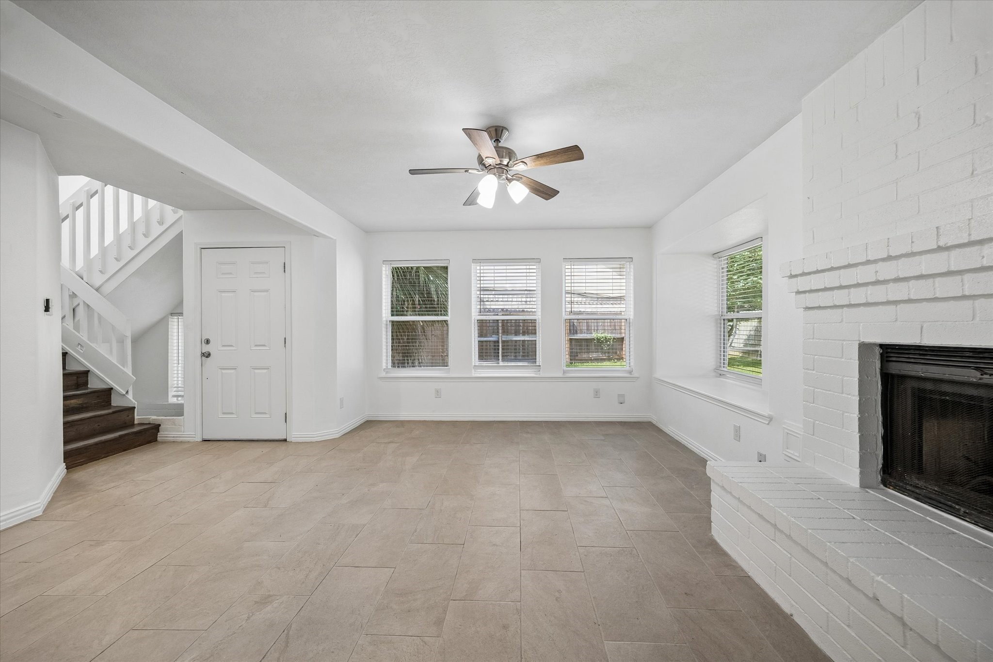 12419 Truesdell Drive Property Photo 4