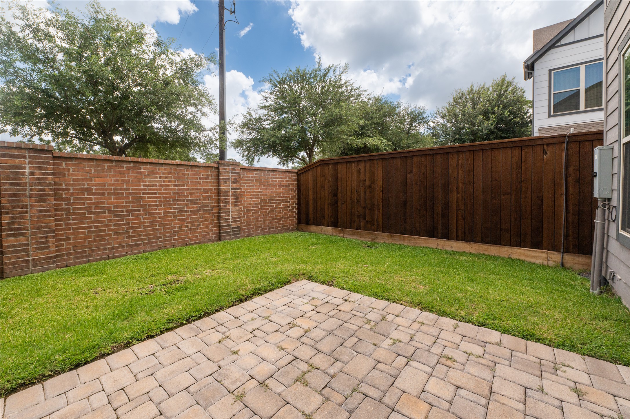 963 Lilly Flower Lane Property Photo 11