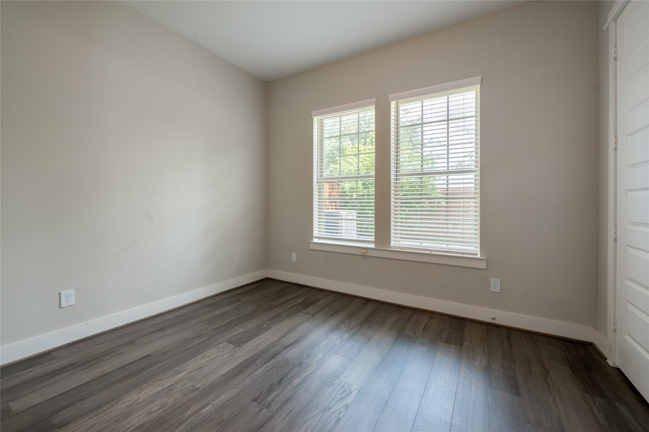 963 Lilly Flower Lane Property Photo 12