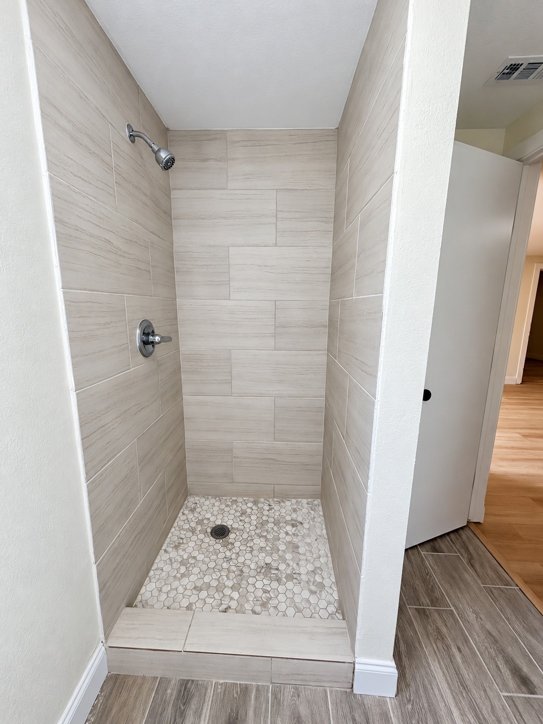 274 Dyna Drive Property Photo 6