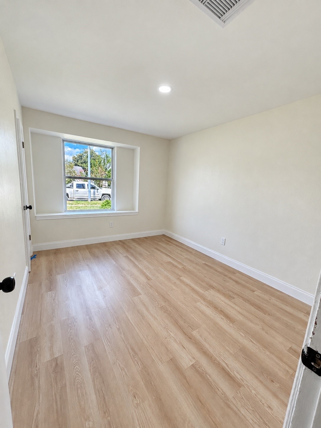274 Dyna Drive Property Photo 9