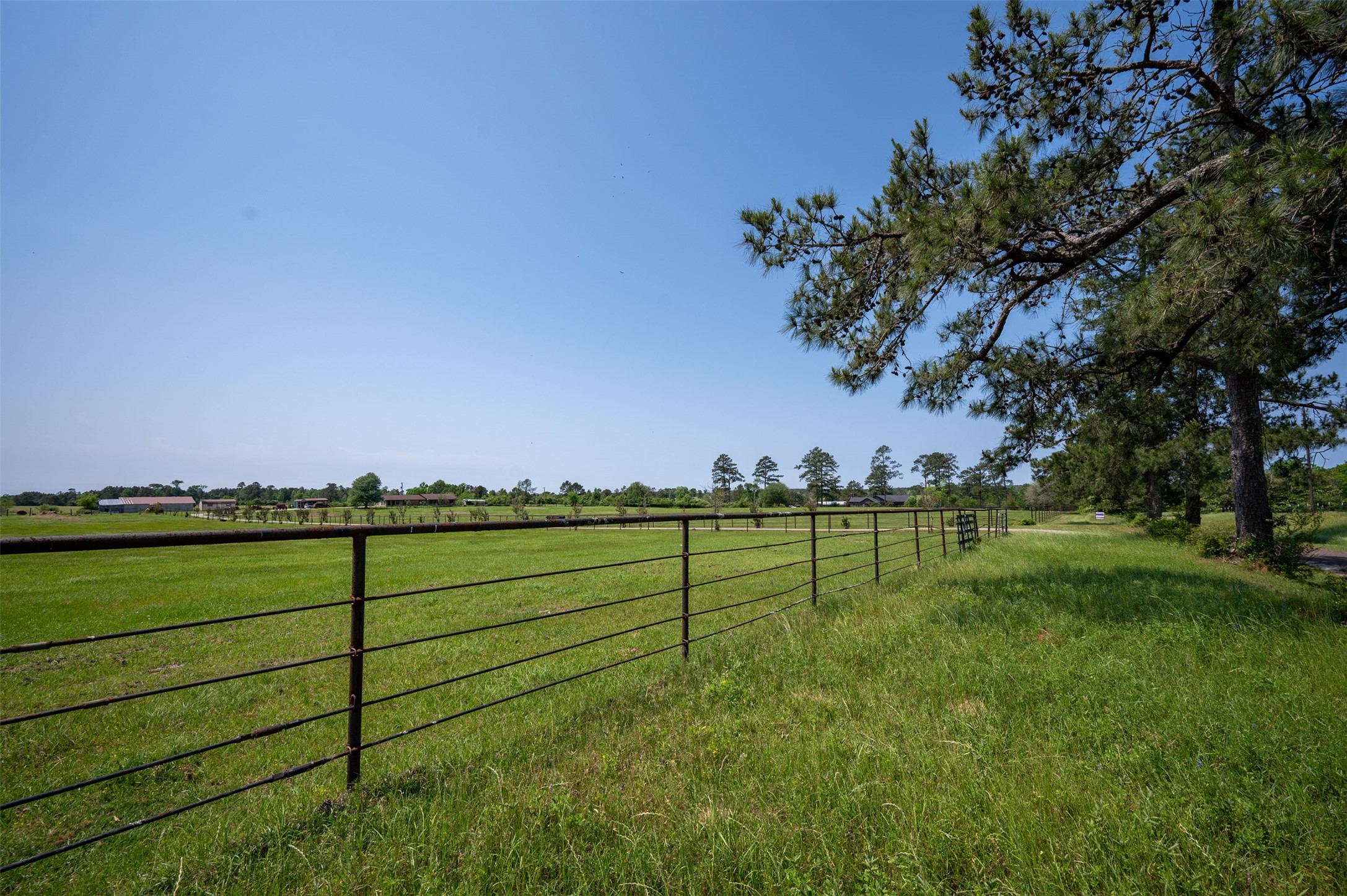 1588 County Road 1125 Property Photo