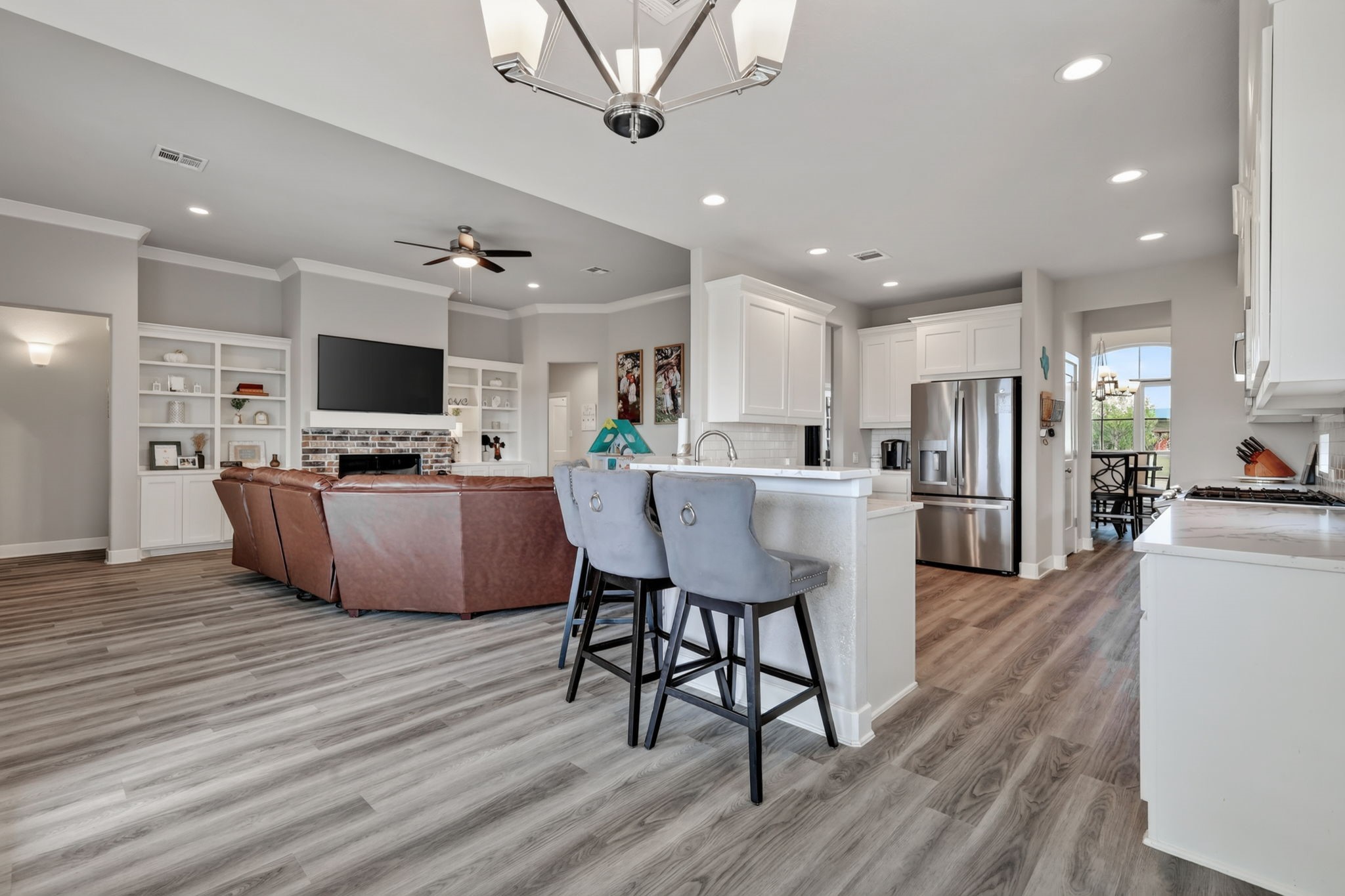 1501 Timber Oaks Drive Property Photo 17