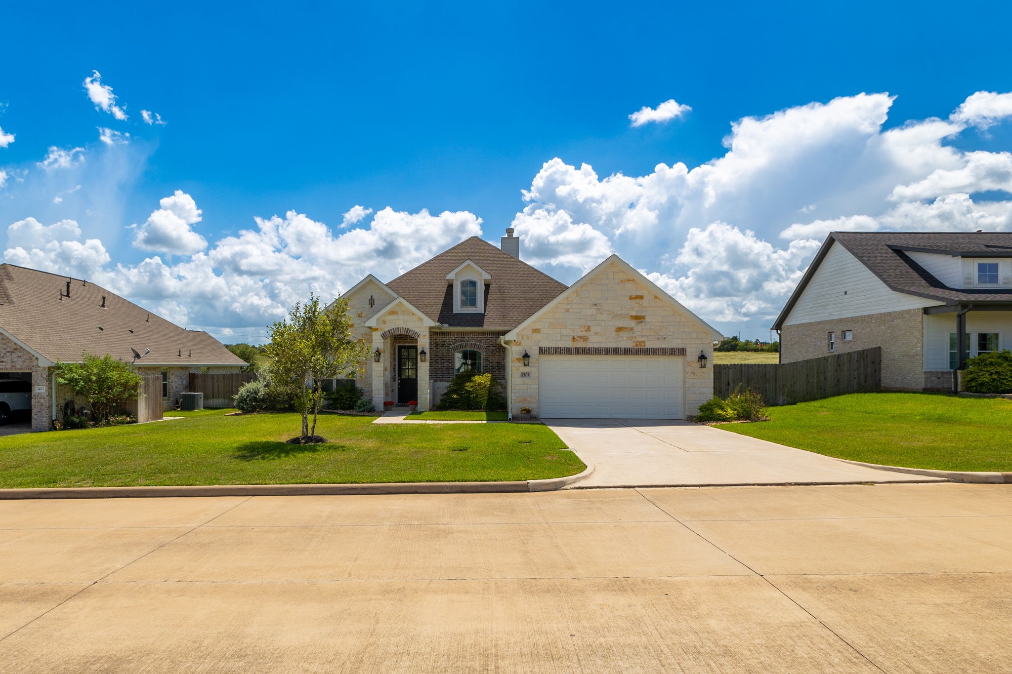 1501 Timber Oaks Drive Property Photo 45