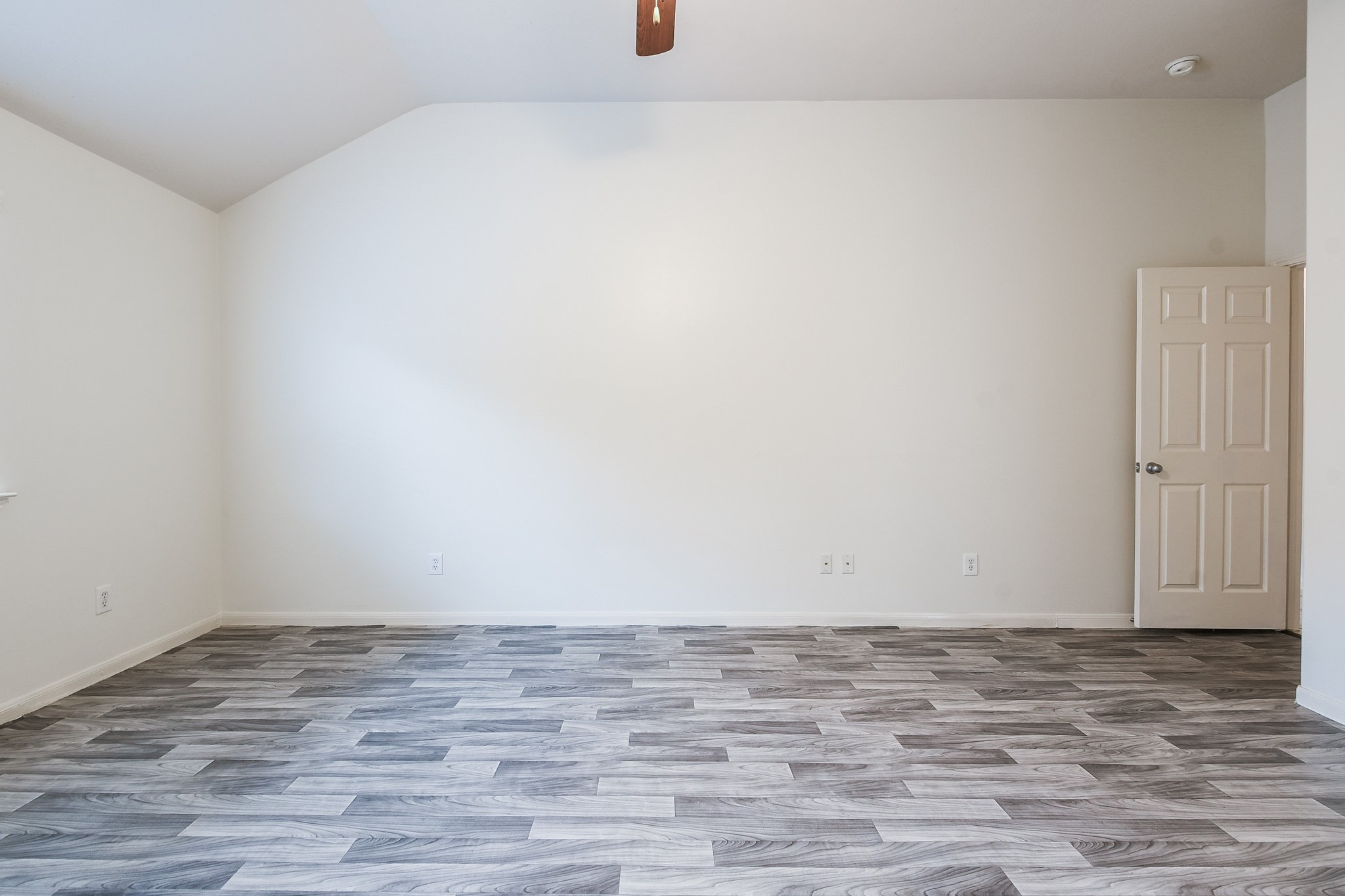 8334 Loetsch Ridge Way Property Photo 10