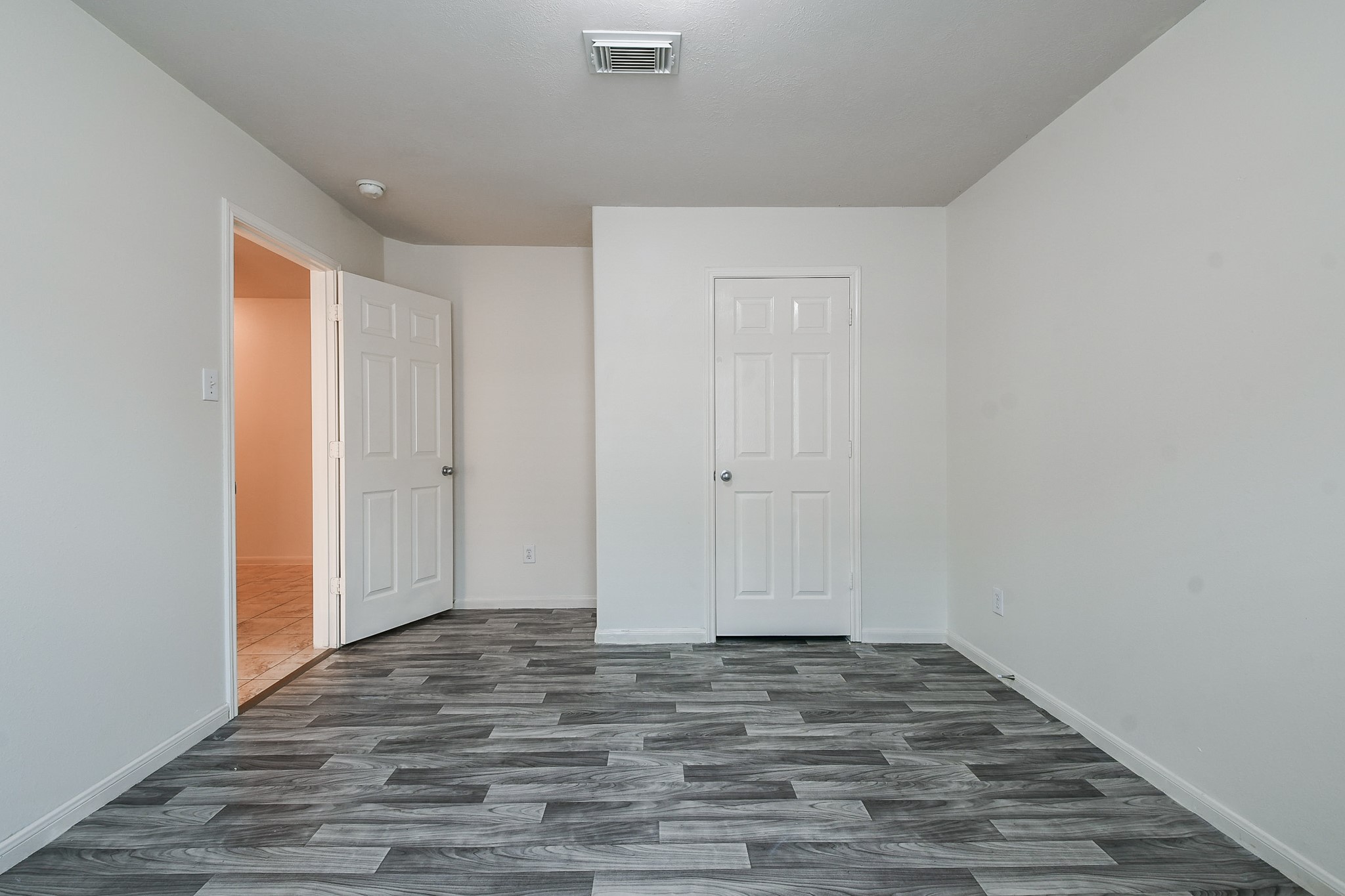 8334 Loetsch Ridge Way Property Photo 23