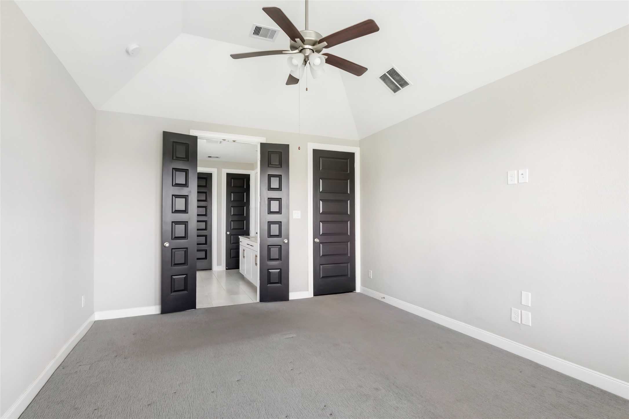 9219 Joe Louis Drive Property Photo 19