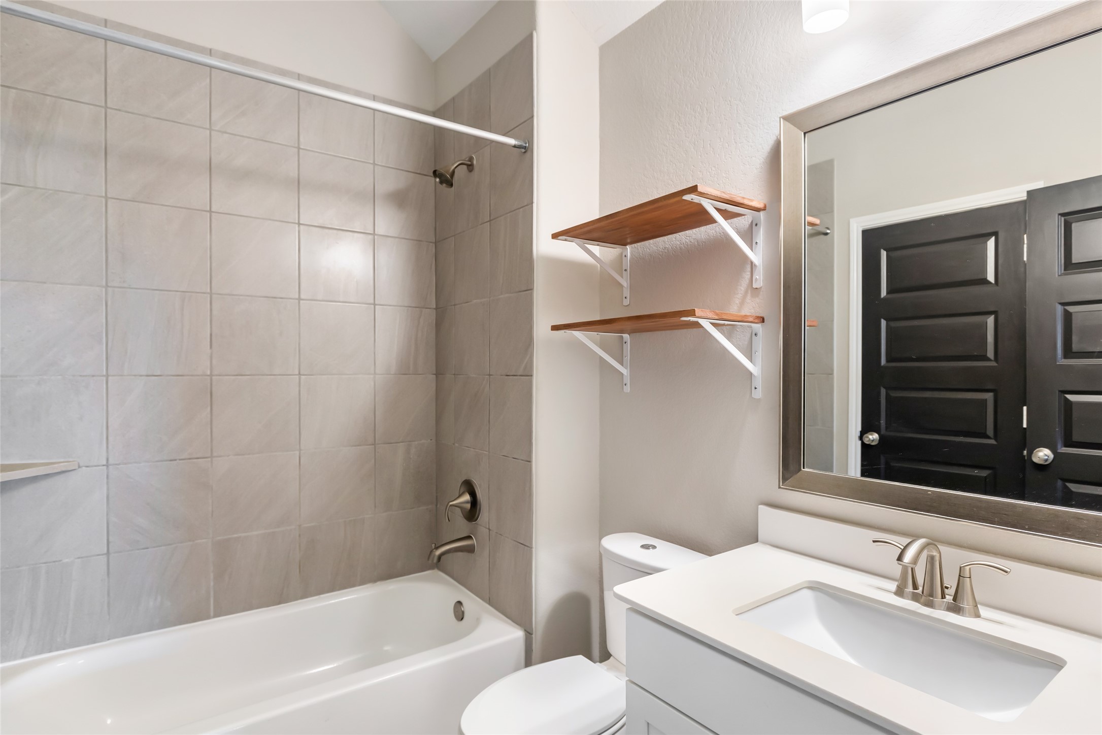 9219 Joe Louis Drive Property Photo 33