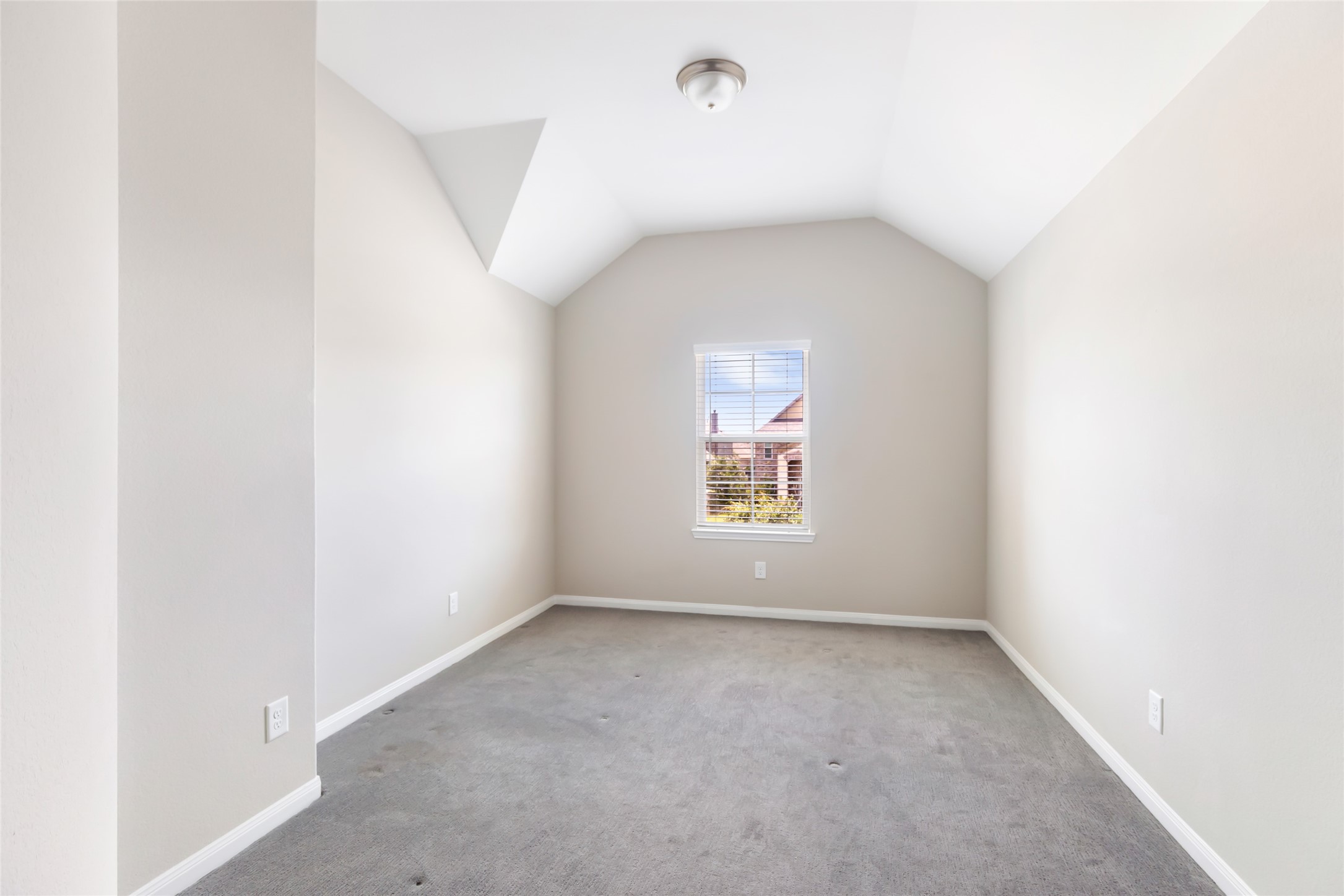 9219 Joe Louis Drive Property Photo 38
