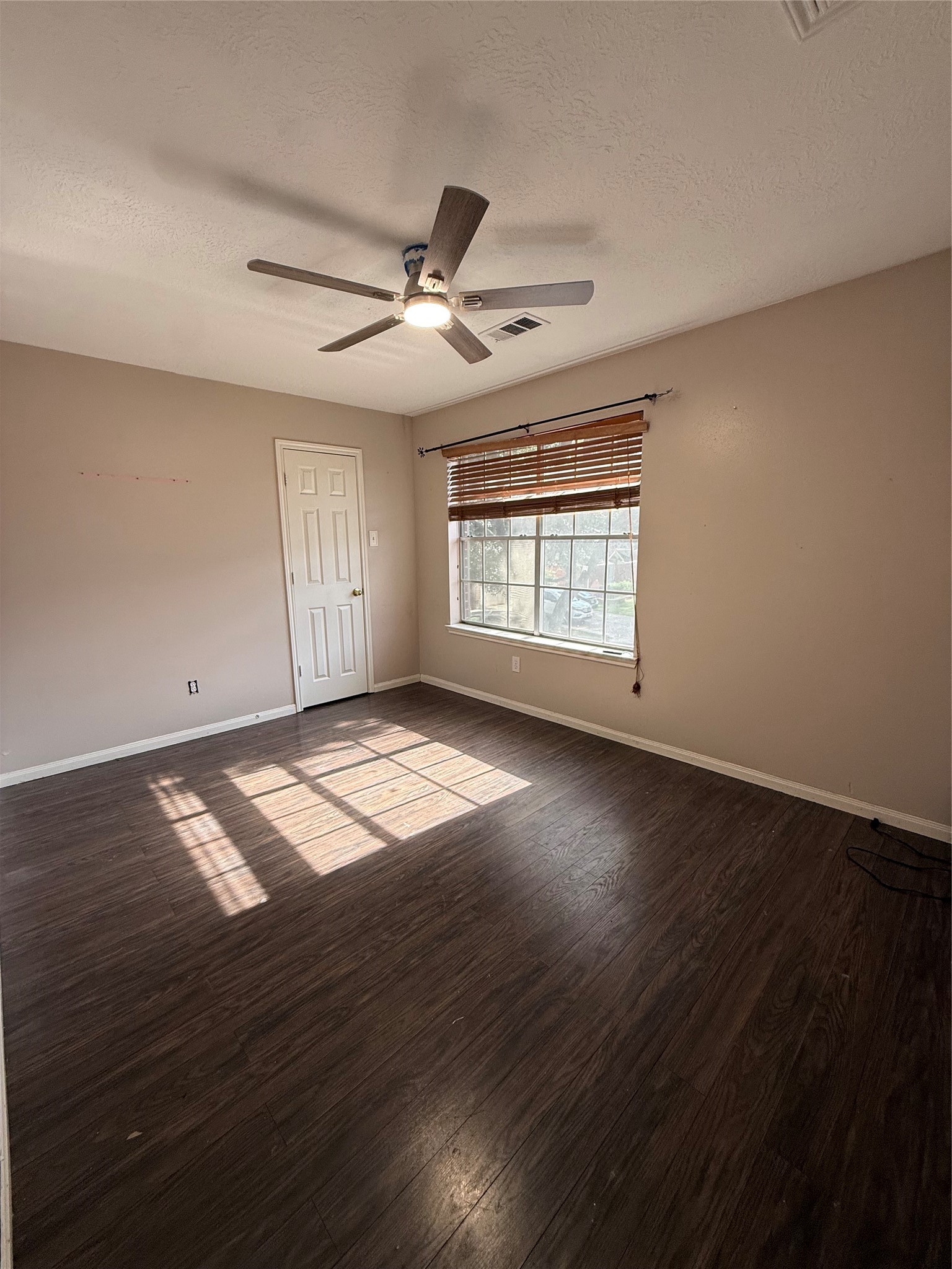20823 Camphor Tree Drive Property Photo 11