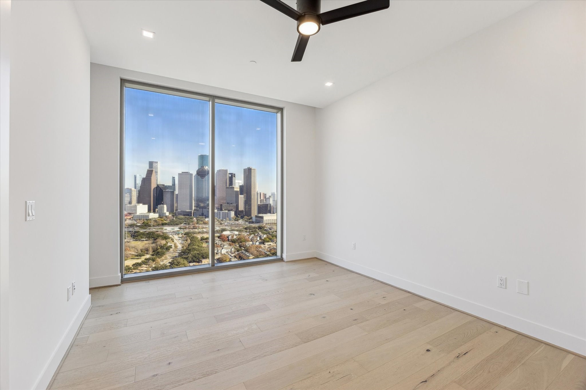 1711 Allen Parkway 2605 Property Photo 17