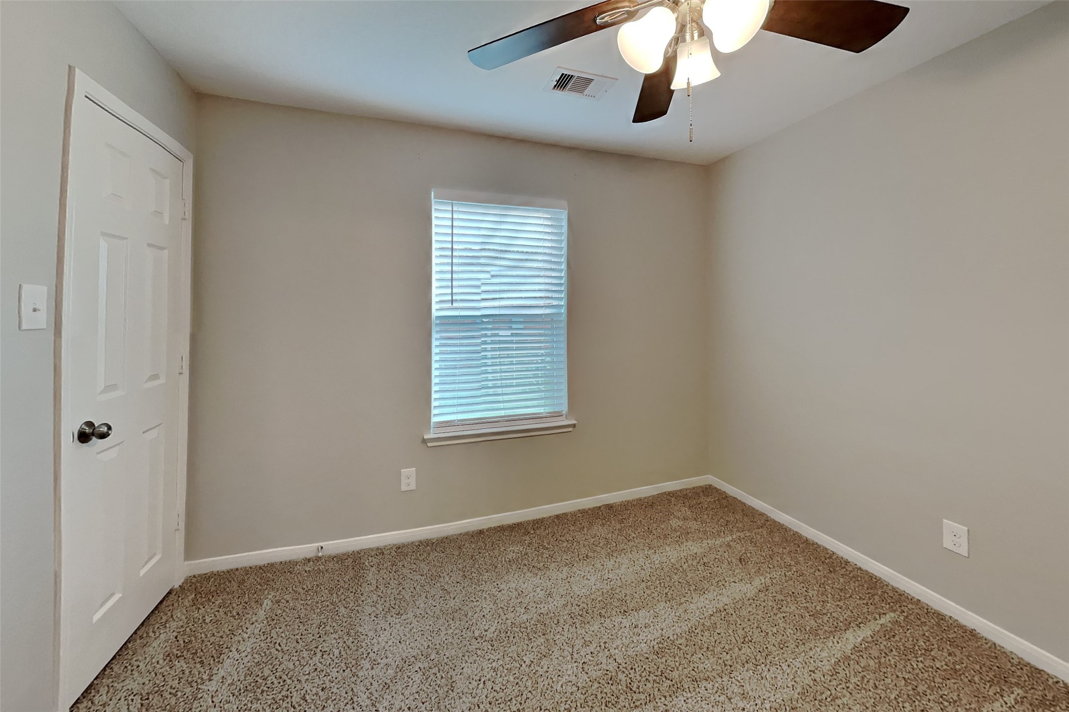 9909 Climbing Tree Street Property Photo 13